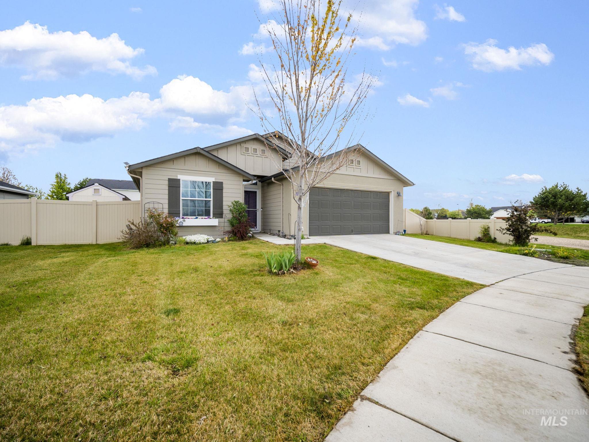 17546 N Newdale Ave, Nampa, Idaho 83687, 3 Bedrooms, 2 Bathrooms, Residential For Sale, Price $370,000, 98982592