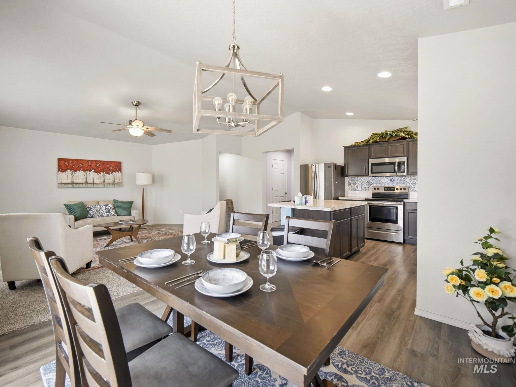 17546 N Newdale Ave, Nampa, Idaho 83687, 3 Bedrooms, 2 Bathrooms, Residential For Sale, Price $400,000, 98982592