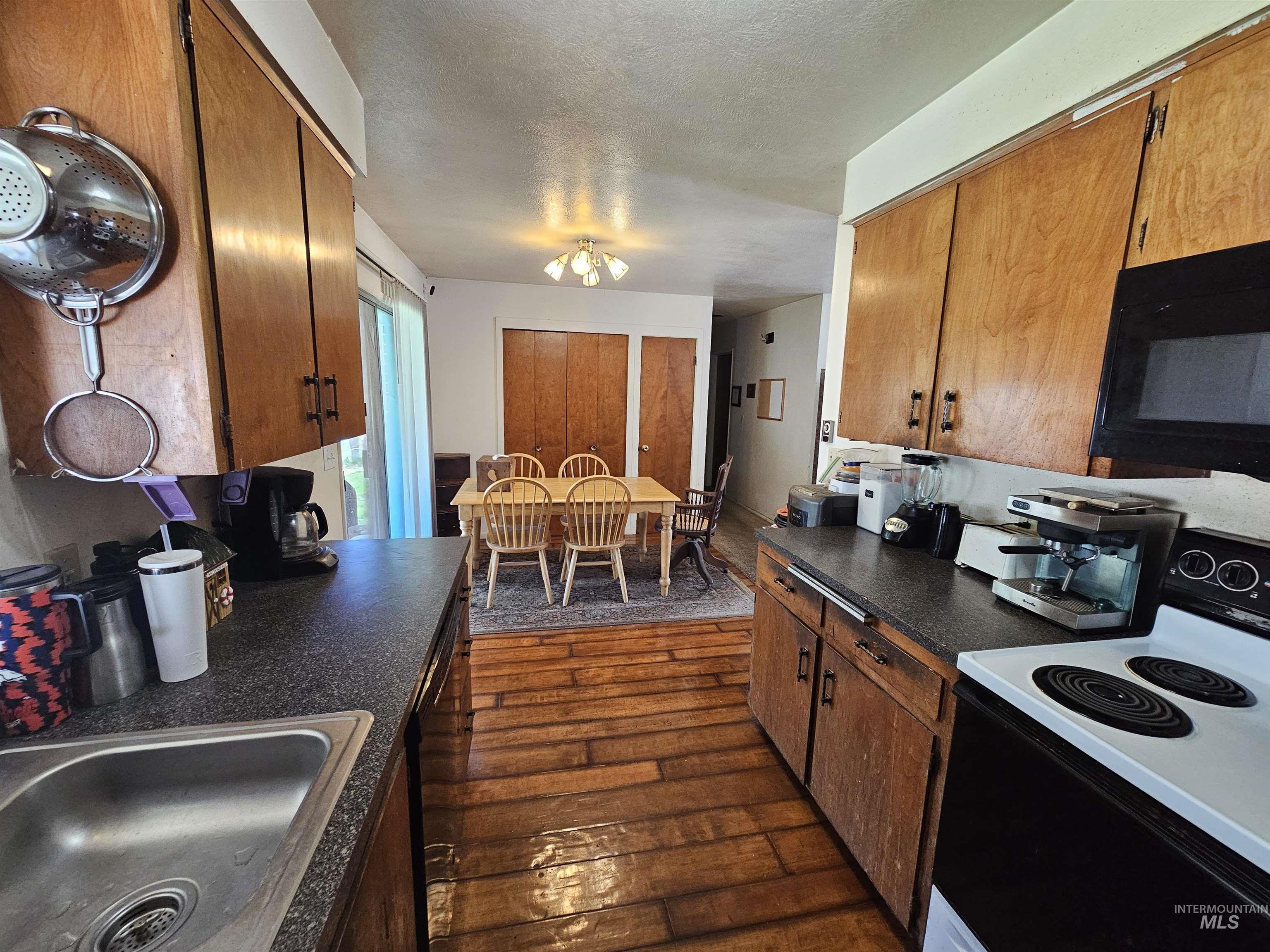 428 1st St. N., Marsing, Idaho 83639, 3 Bedrooms, 1 Bathroom, Residential For Sale, Price $225,000, 98982593