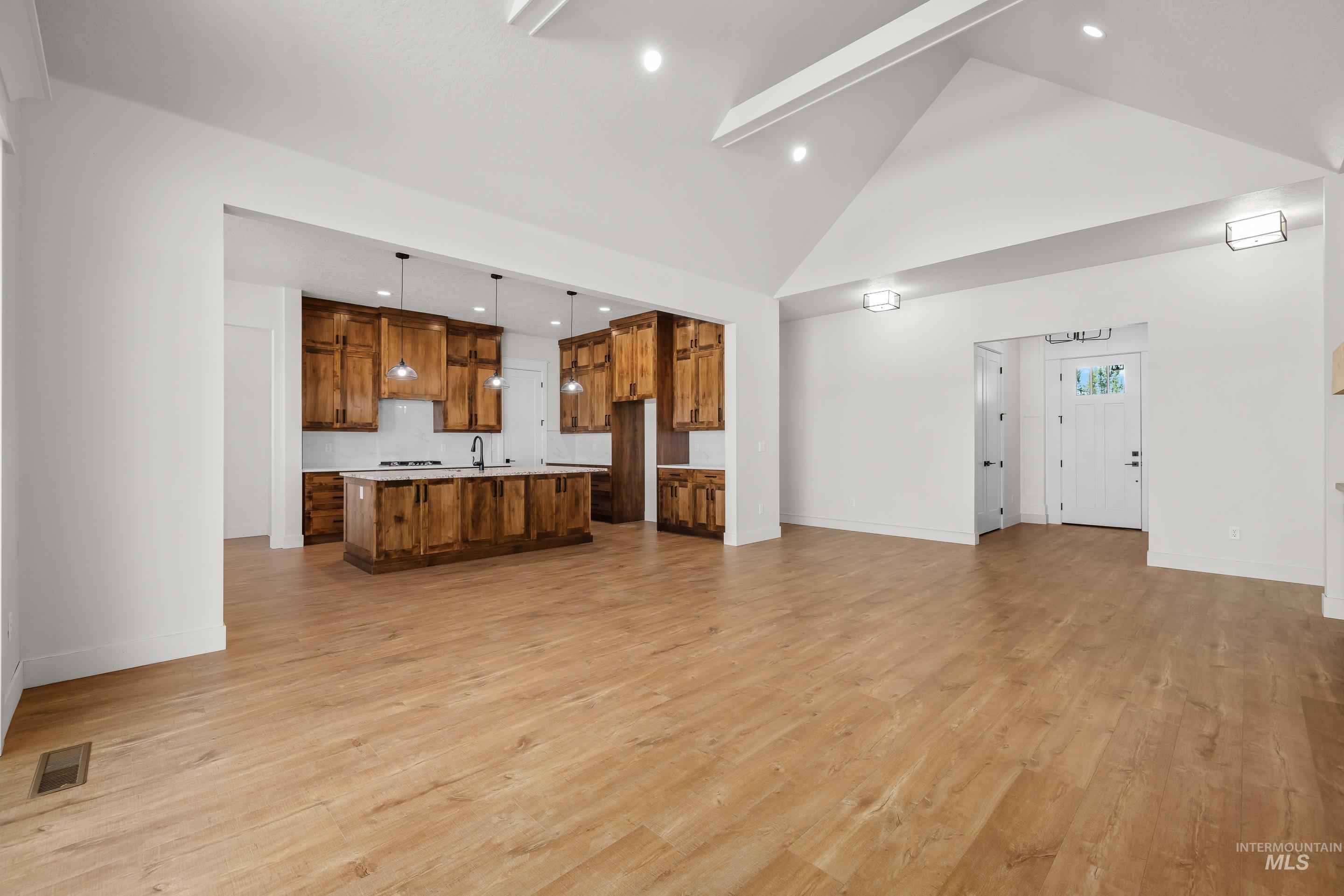 27387 Iron Horse Dr, Caldwell, Idaho 83607, 4 Bedrooms, 3.5 Bathrooms, Residential For Sale, Price $1,288,000, 98982594