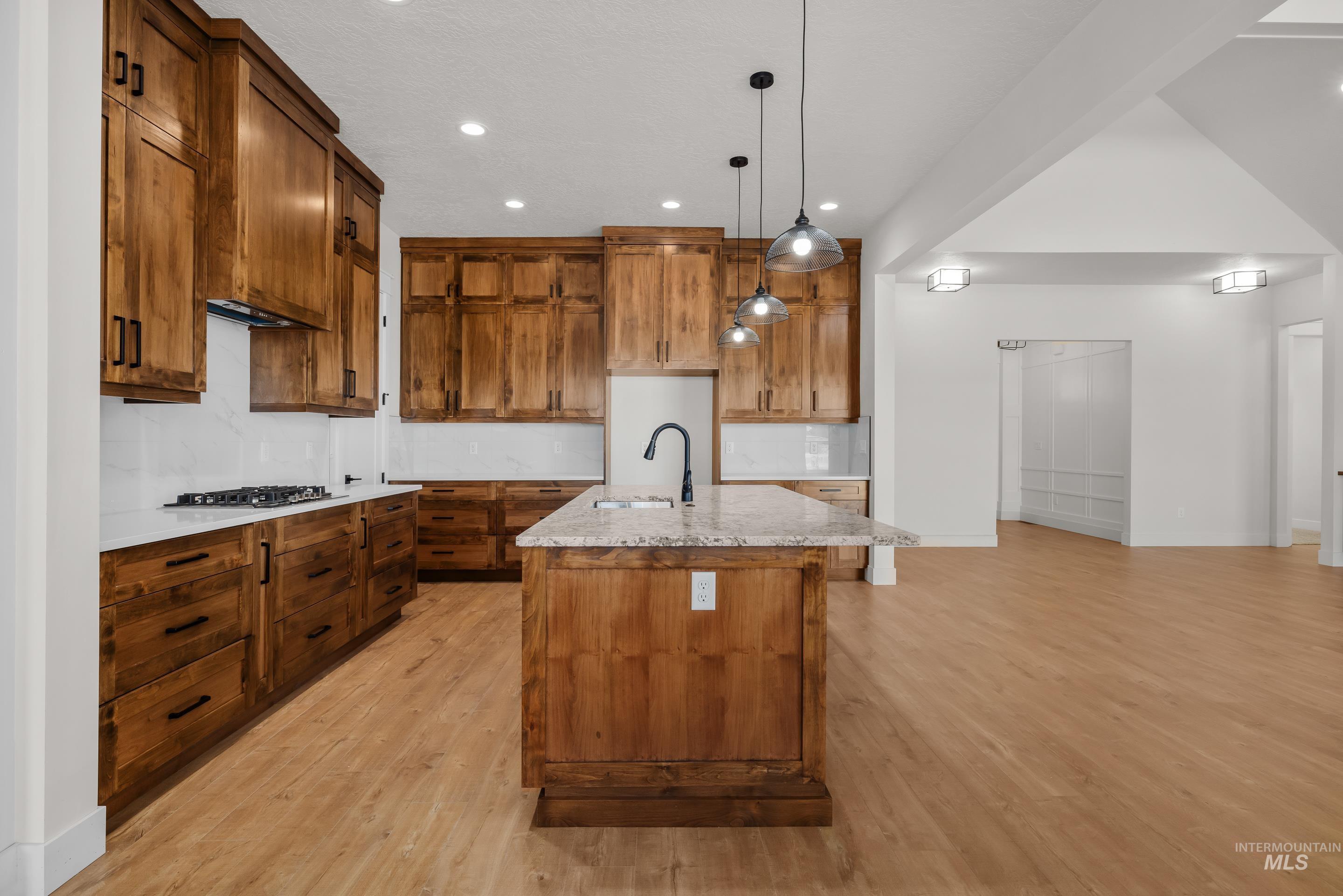 27387 Iron Horse Dr, Caldwell, Idaho 83607, 4 Bedrooms, 3.5 Bathrooms, Residential For Sale, Price $1,288,000, 98982594