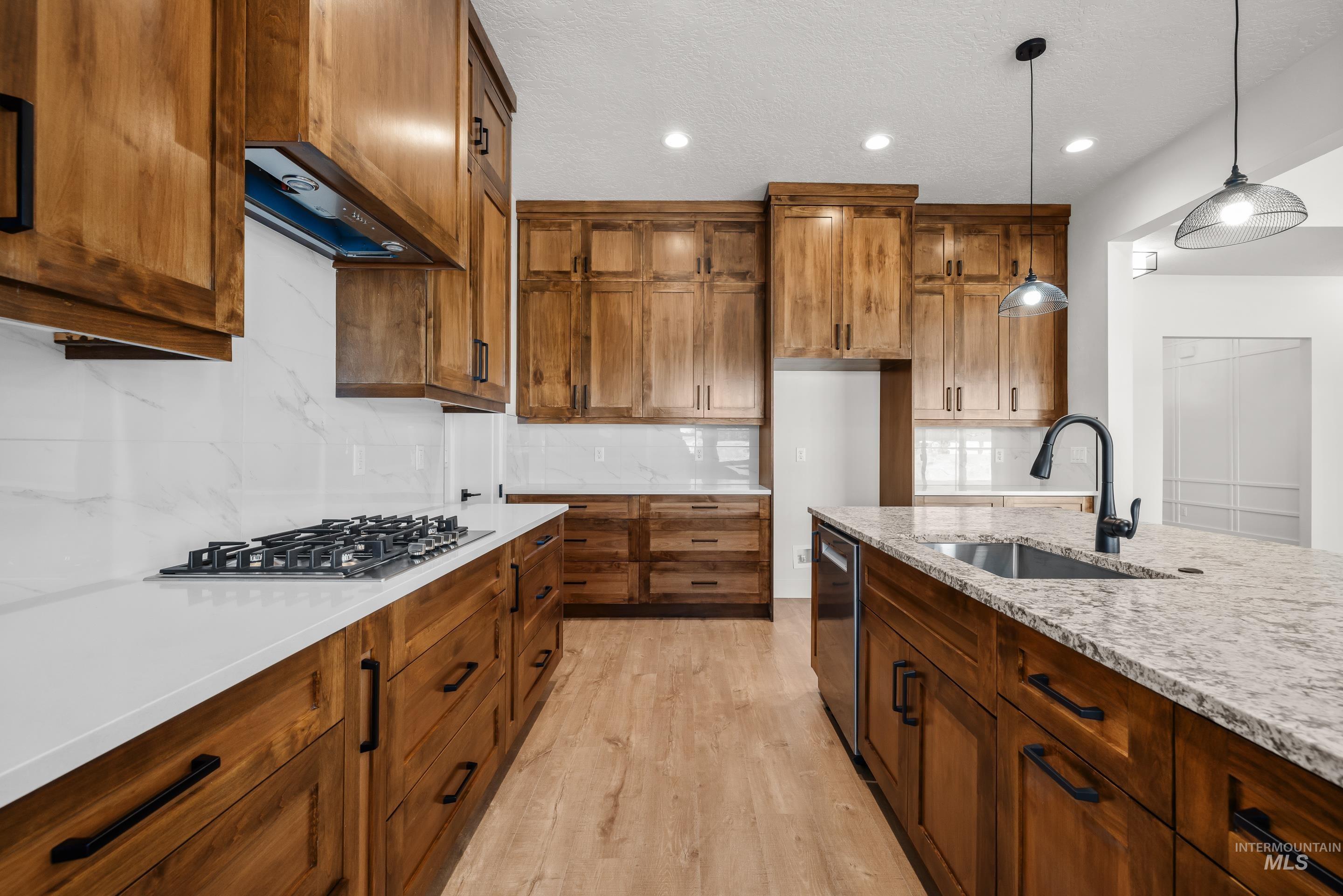 27387 Iron Horse Dr, Caldwell, Idaho 83607, 4 Bedrooms, 3.5 Bathrooms, Residential For Sale, Price $1,288,000, 98982594