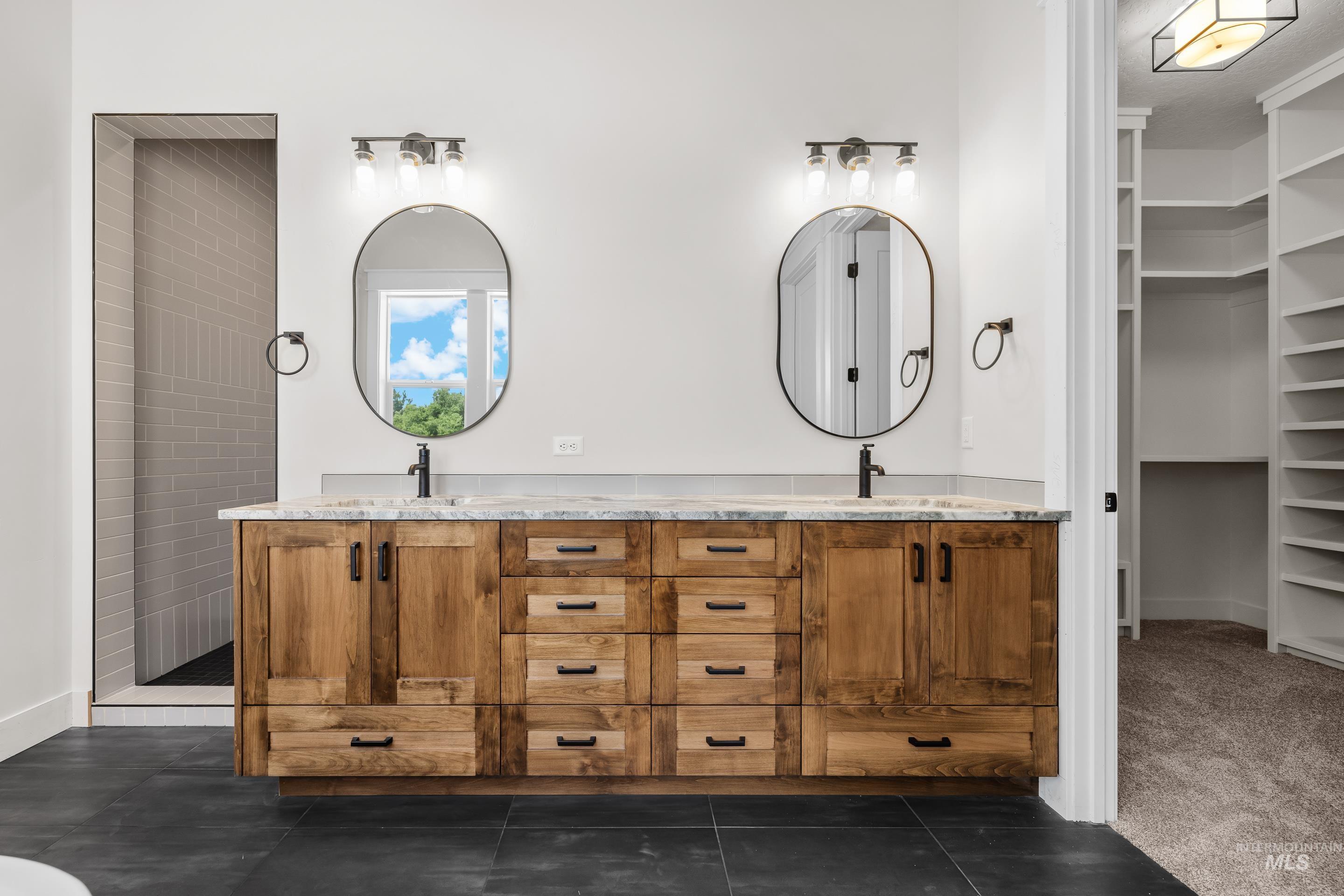 27387 Iron Horse Dr, Caldwell, Idaho 83607, 4 Bedrooms, 3.5 Bathrooms, Residential For Sale, Price $1,288,000, 98982594