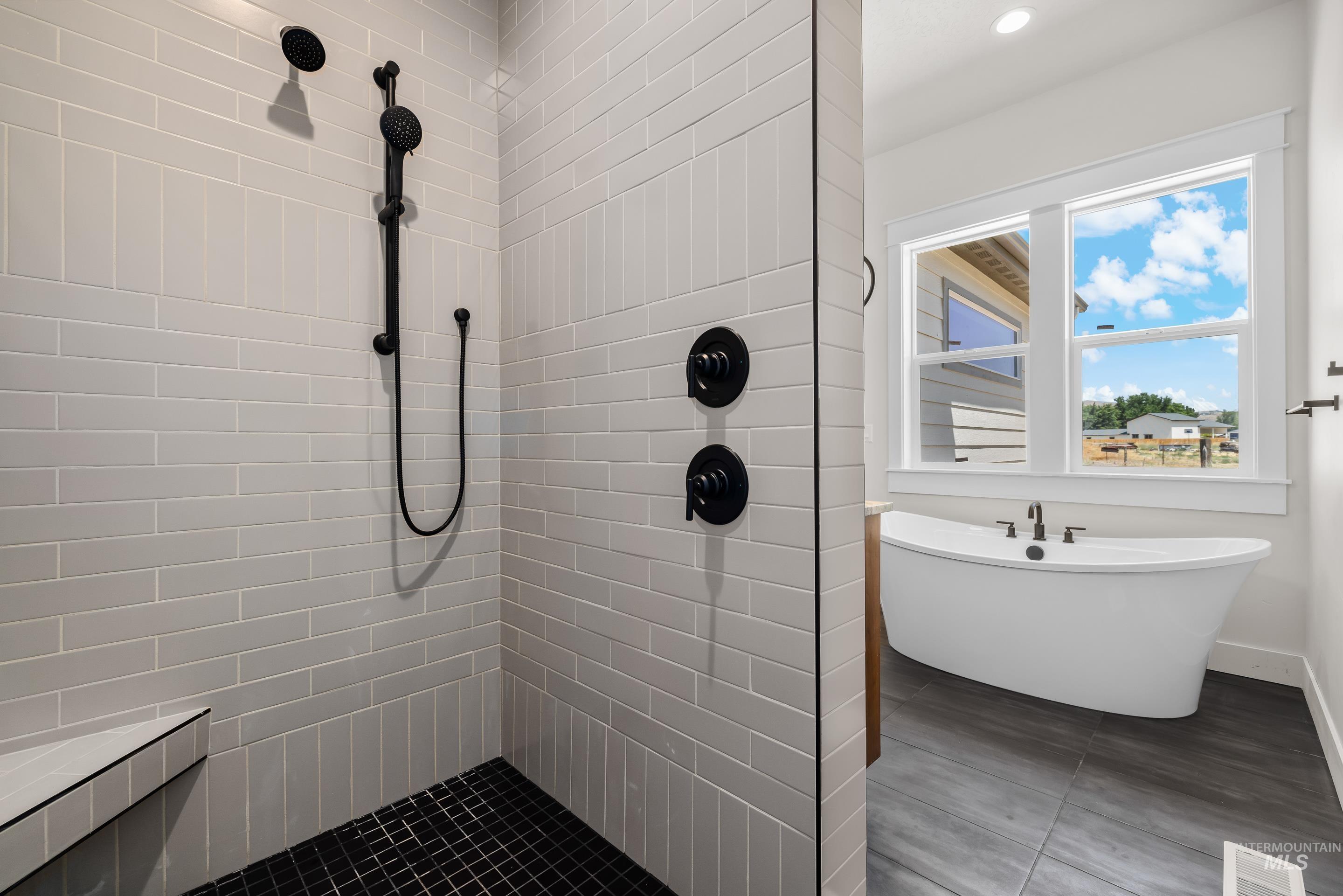 27387 Iron Horse Dr, Caldwell, Idaho 83607, 4 Bedrooms, 3.5 Bathrooms, Residential For Sale, Price $1,288,000, 98982594