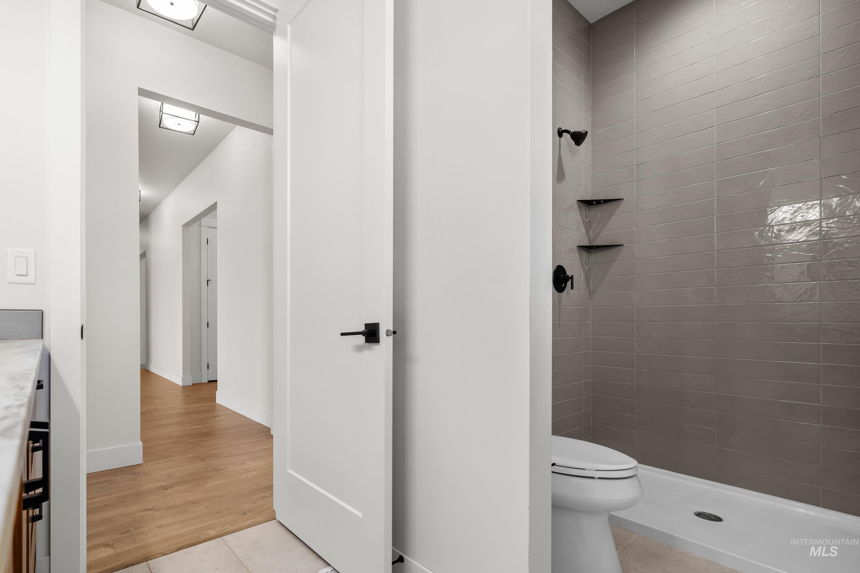 27387 Iron Horse Dr, Caldwell, Idaho 83607, 4 Bedrooms, 3.5 Bathrooms, Residential For Sale, Price $1,288,000, 98982594