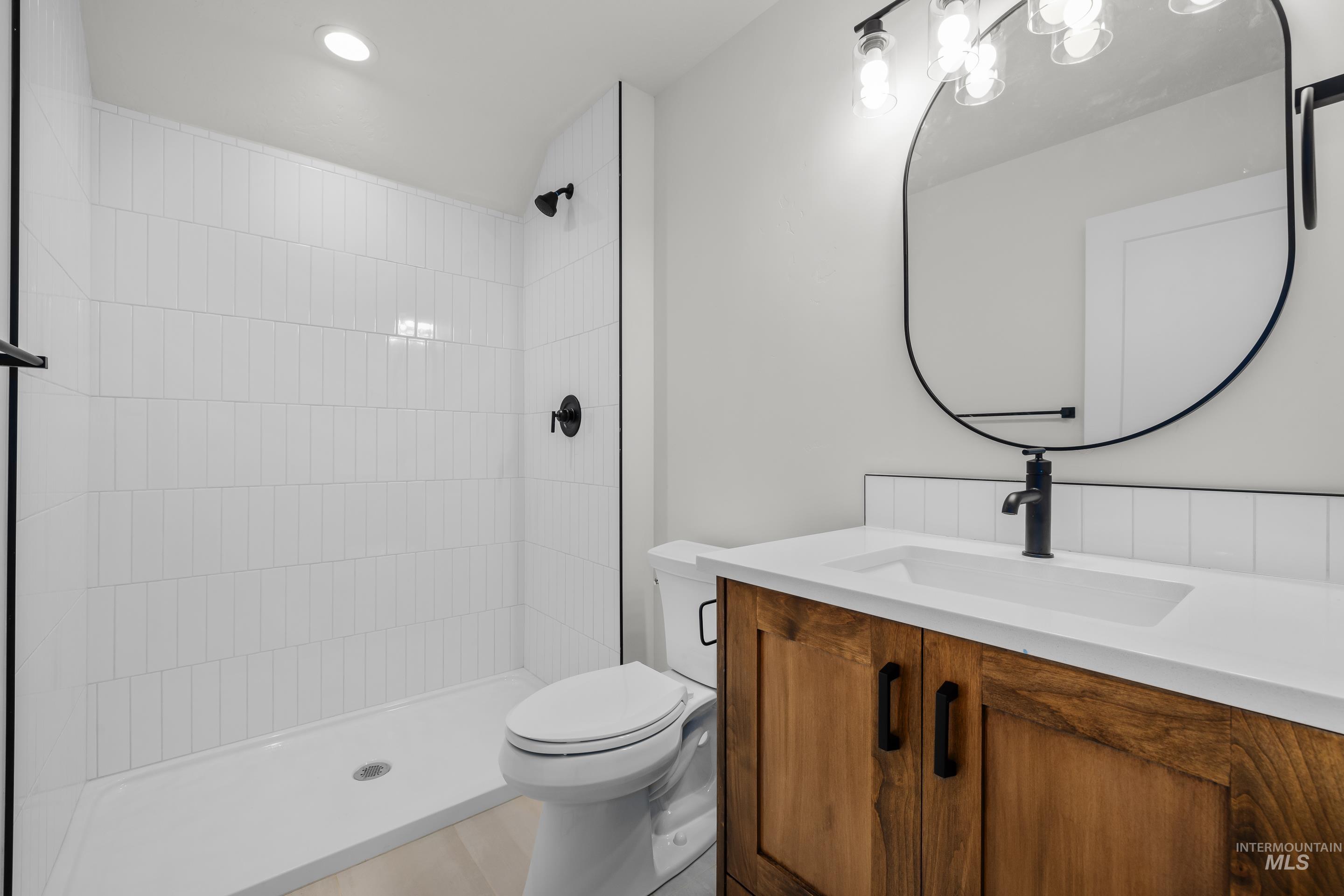 27387 Iron Horse Dr, Caldwell, Idaho 83607, 4 Bedrooms, 3.5 Bathrooms, Residential For Sale, Price $1,288,000, 98982594