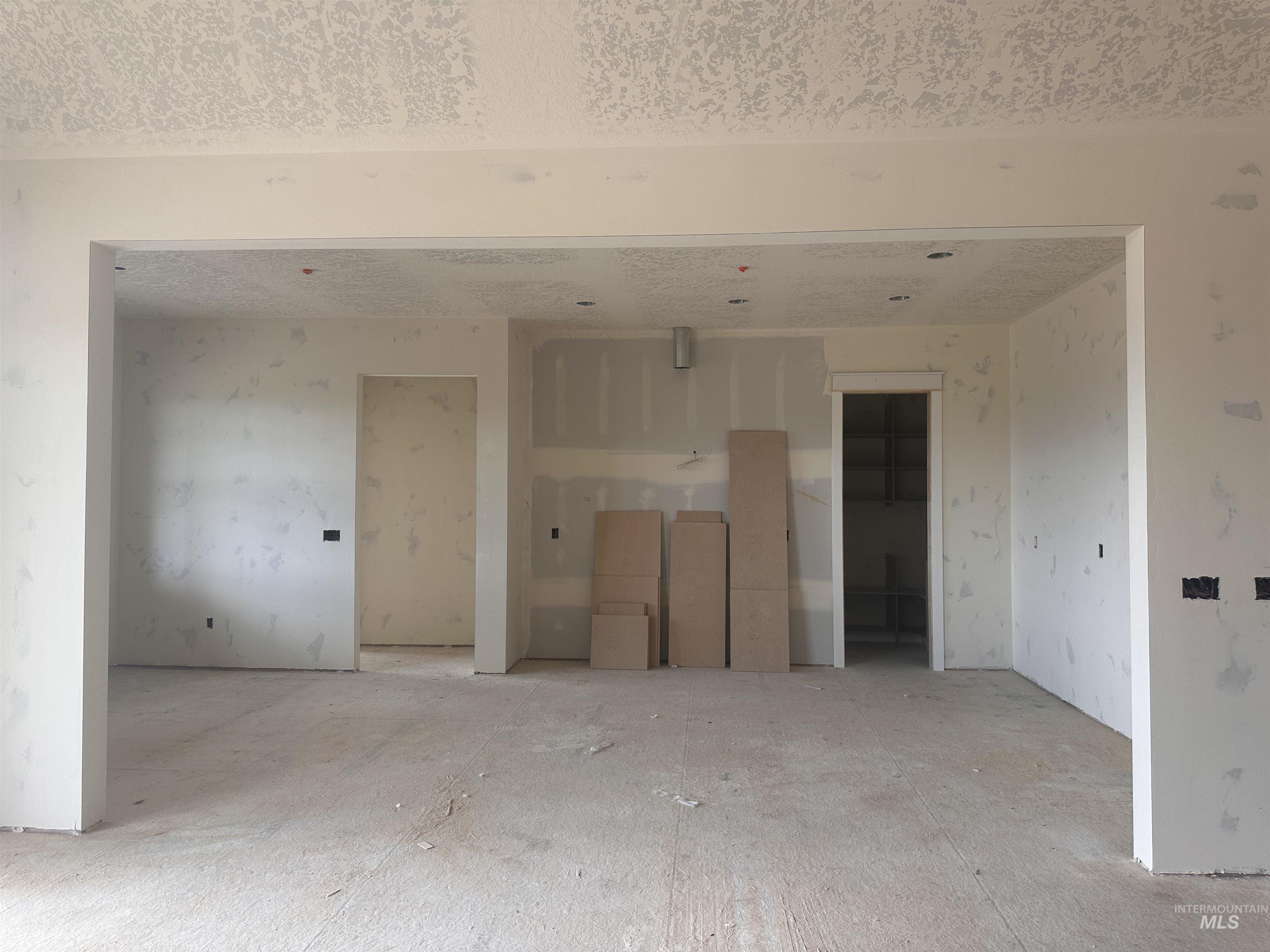 27387 Iron Horse Dr, Caldwell, Idaho 83607, 4 Bedrooms, 3.5 Bathrooms, Residential For Sale, Price $1,288,000, 98982594