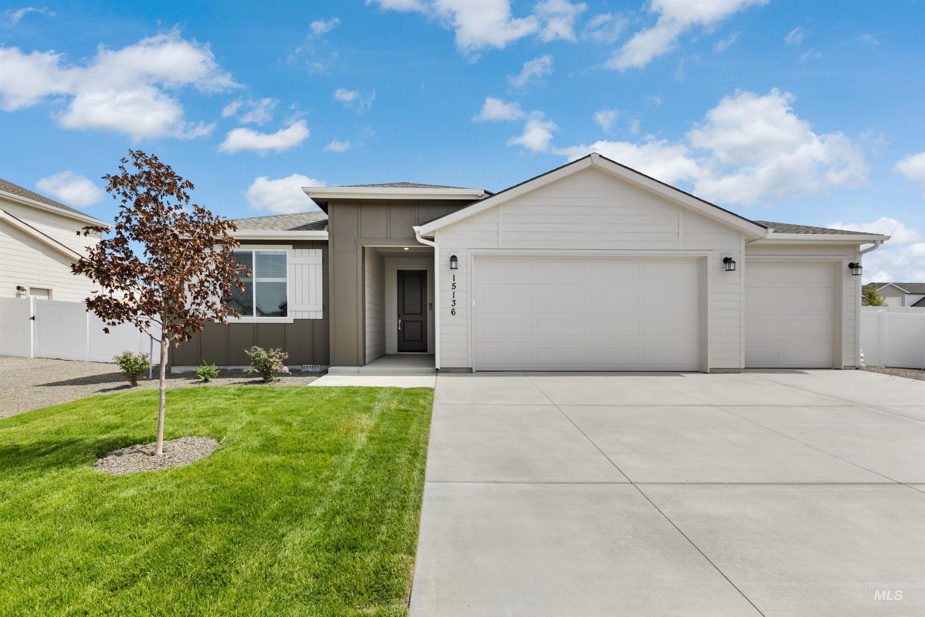 15136 Lenticular Ave, Caldwell, Idaho 83607, 4 Bedrooms, 2 Bathrooms, Residential For Sale, Price $492,900,MLS 98982595