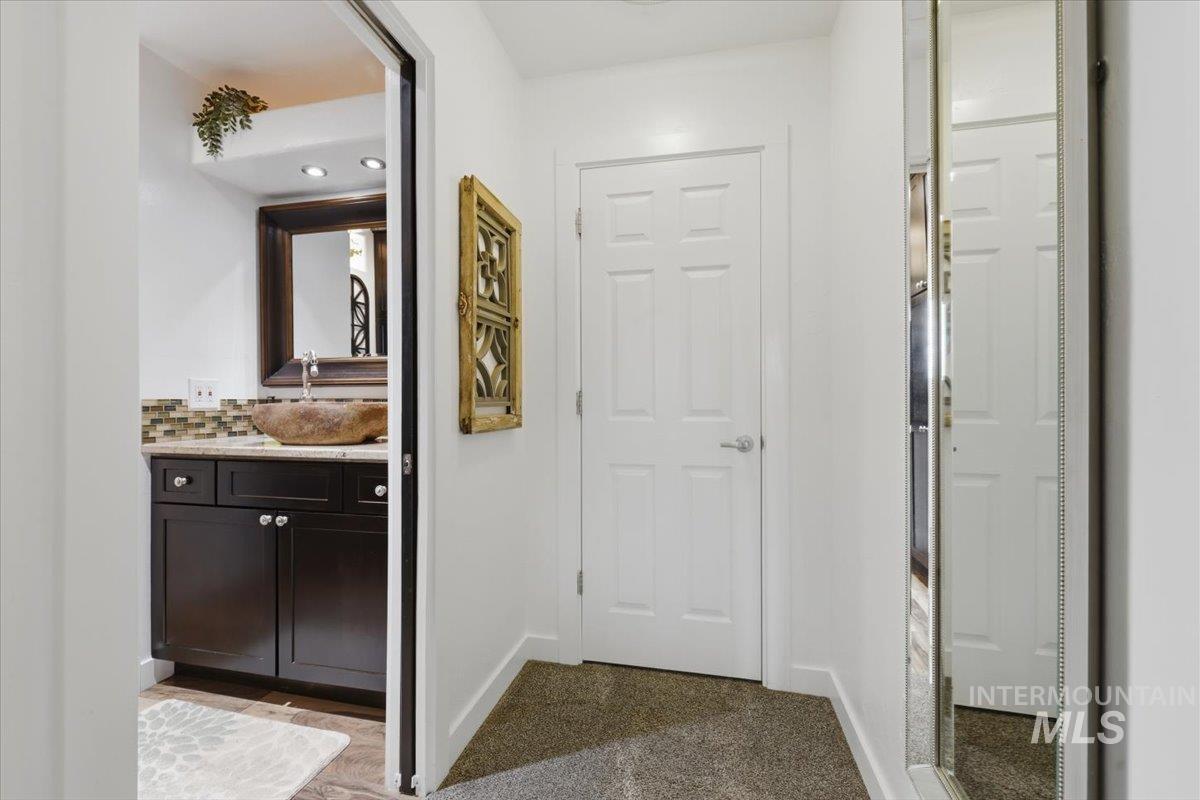 6309 W Post St, Boise, Idaho 83704, 1 Bedroom, 1 Bathroom, Residential For Sale, Price $389,900, 98982596