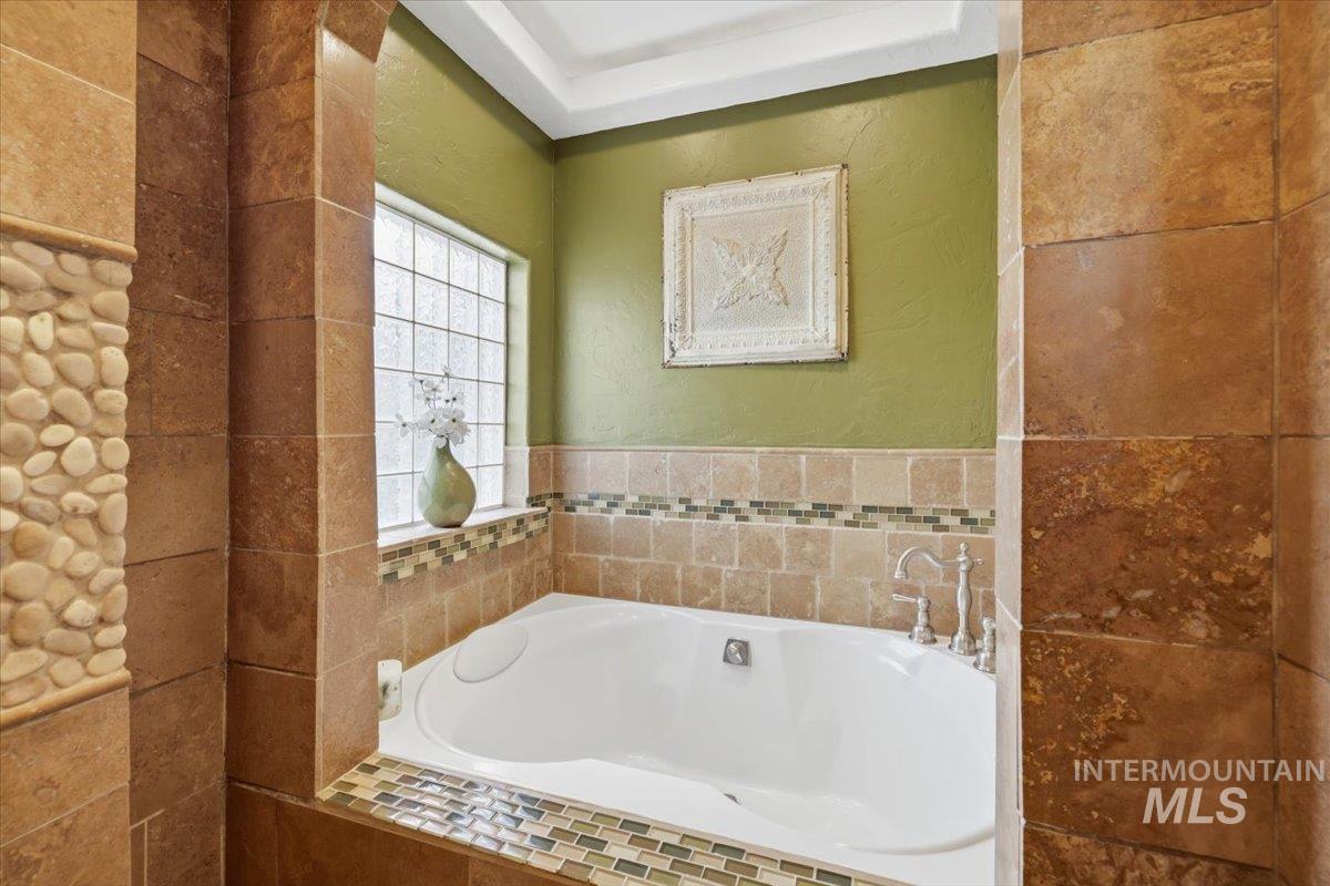 6309 W Post St, Boise, Idaho 83704, 1 Bedroom, 1 Bathroom, Residential For Sale, Price $389,900, 98982596