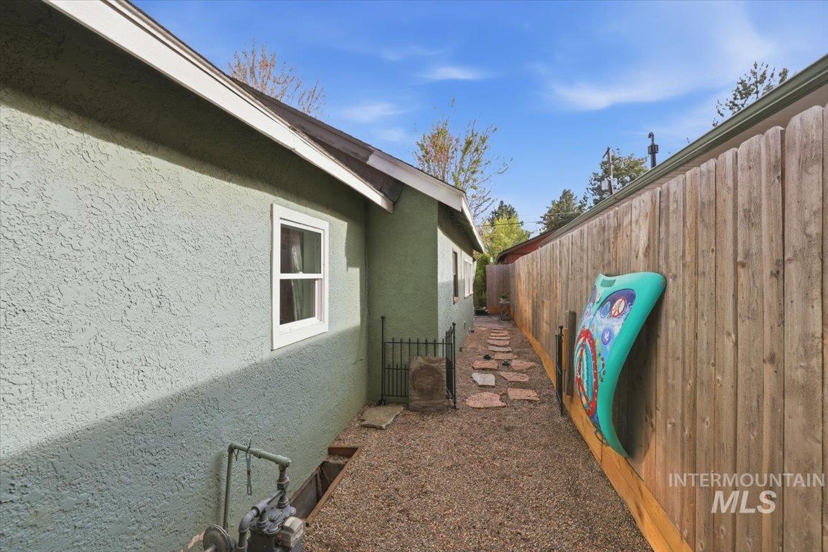 6309 W Post St, Boise, Idaho 83704, 1 Bedroom, 1 Bathroom, Residential For Sale, Price $389,900, 98982596