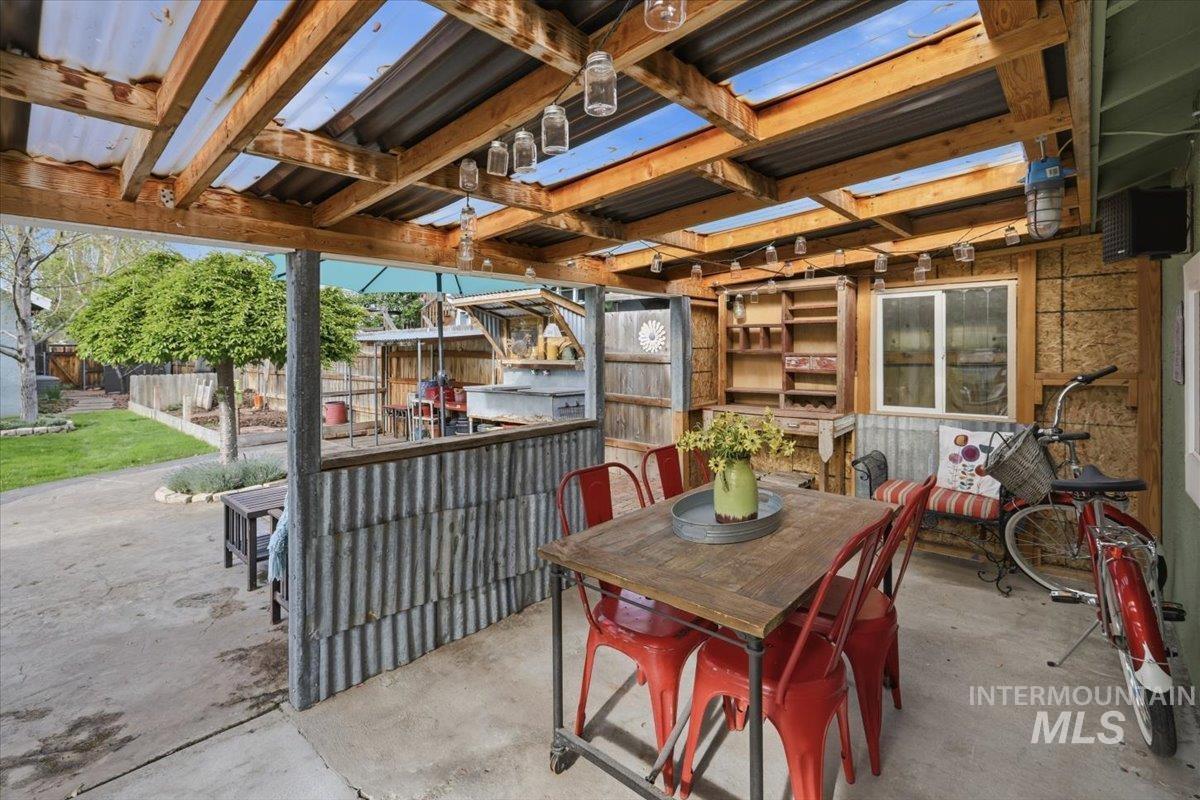 6309 W Post St, Boise, Idaho 83704, 1 Bedroom, 1 Bathroom, Residential For Sale, Price $389,900, 98982596