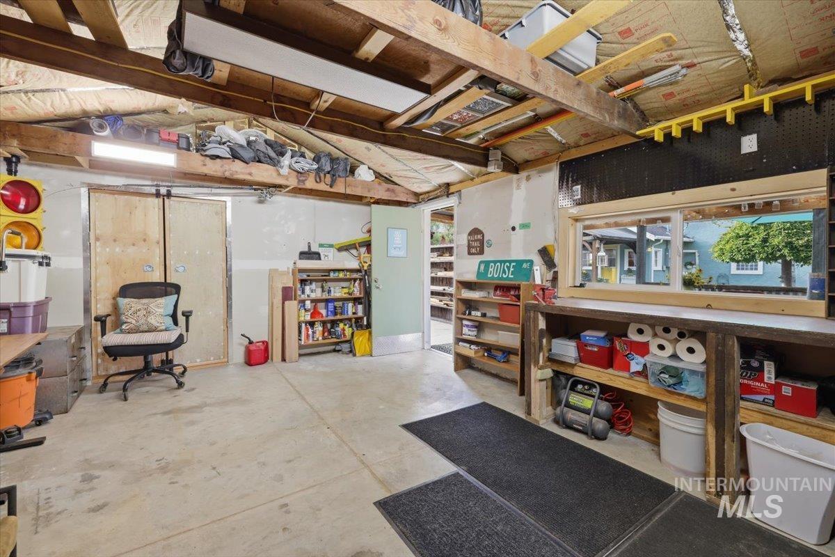 6309 W Post St, Boise, Idaho 83704, 1 Bedroom, 1 Bathroom, Residential For Sale, Price $389,900, 98982596