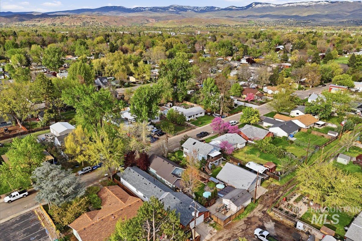 6309 W Post St, Boise, Idaho 83704, 1 Bedroom, 1 Bathroom, Residential For Sale, Price $389,900, 98982596