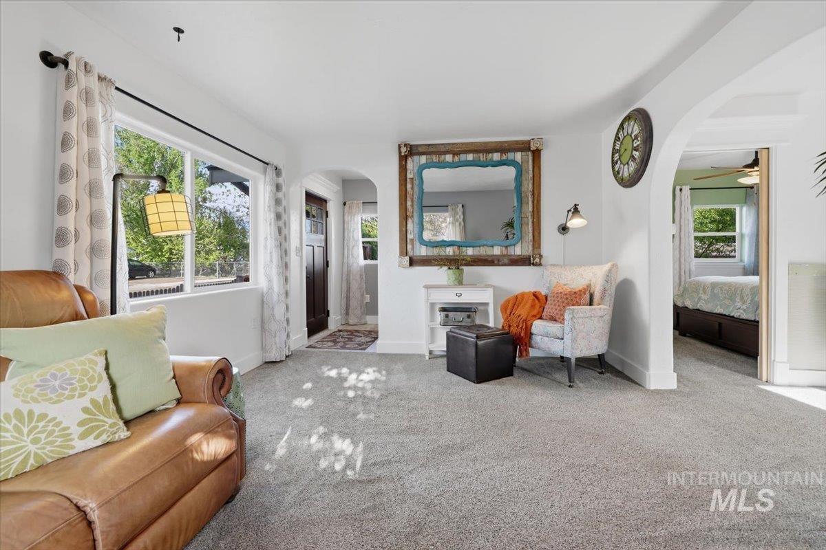 6309 W Post St, Boise, Idaho 83704, 1 Bedroom, 1 Bathroom, Residential For Sale, Price $389,900, 98982596