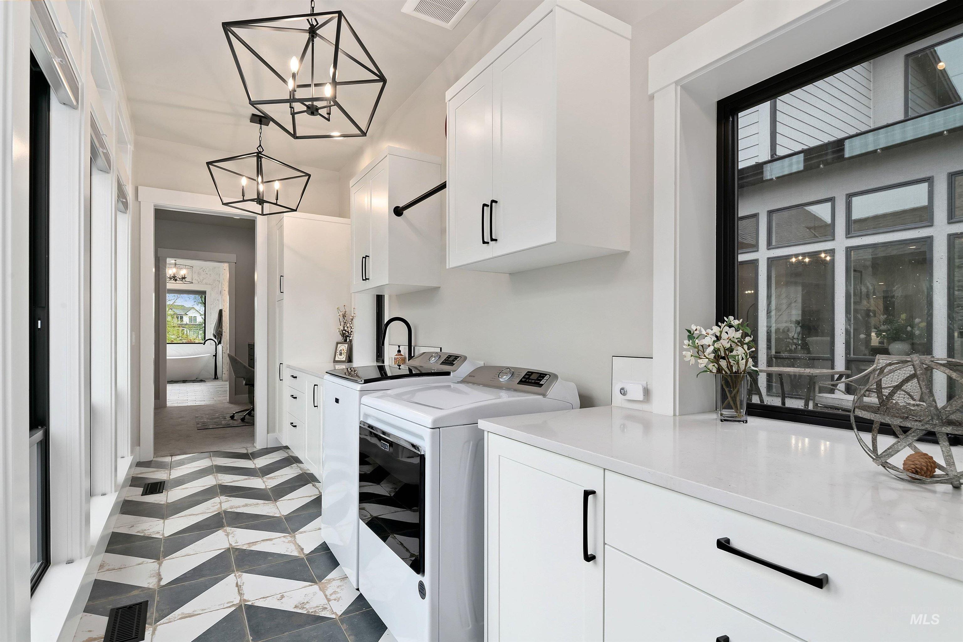 2270 S Trout Stone Way, Eagle, Idaho 83616-7634, 5 Bedrooms, 5.5 Bathrooms, Residential For Sale, Price $2,800,000,MLS 98982597