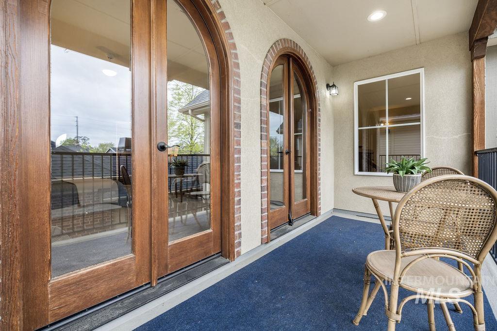 253 E Wexford Ln, Eagle, Idaho 83616, 3 Bedrooms, 3 Bathrooms, Residential For Sale, Price $699,990, 98982598