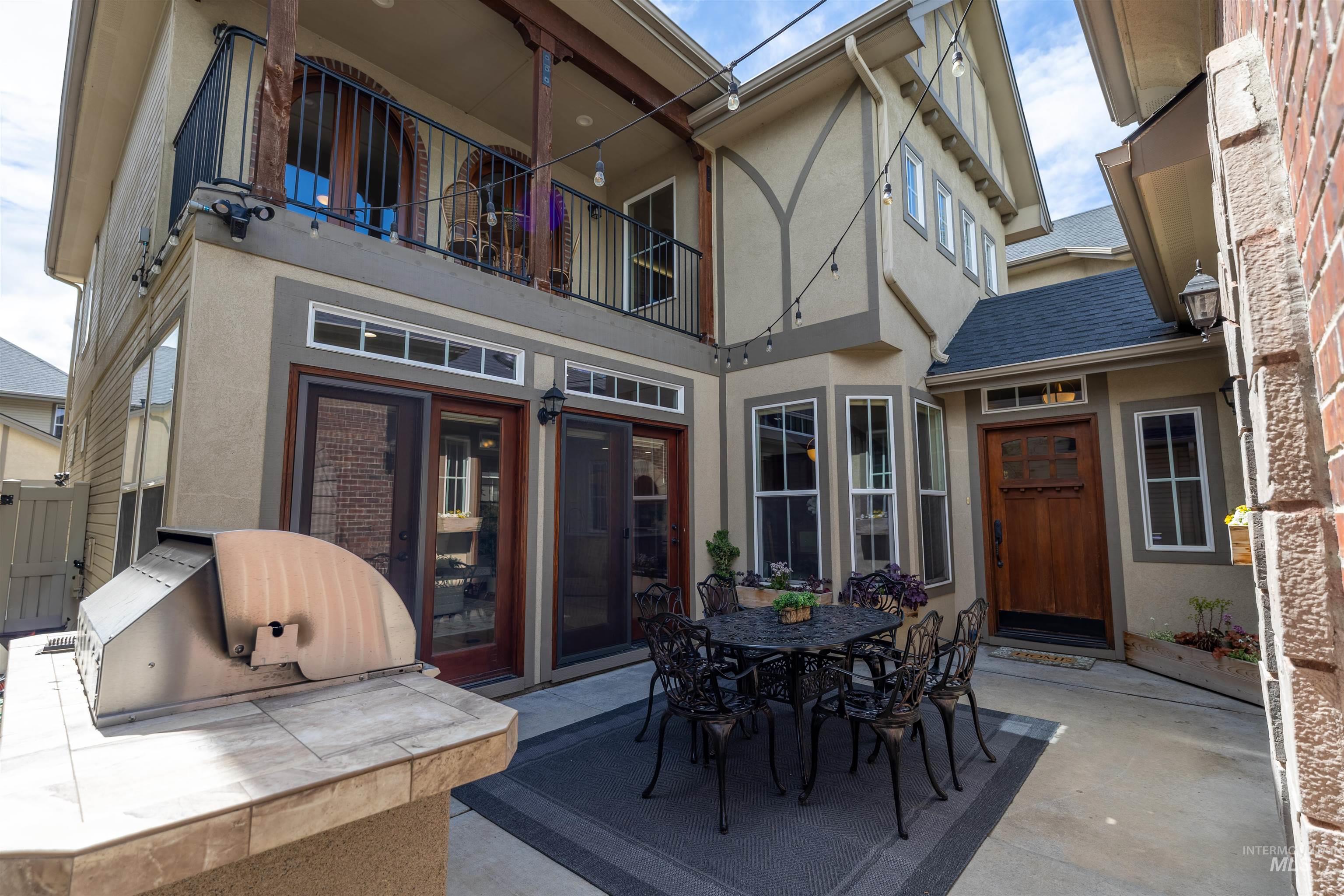 253 E Wexford Ln, Eagle, Idaho 83616, 3 Bedrooms, 3 Bathrooms, Residential For Sale, Price $699,990, 98982598