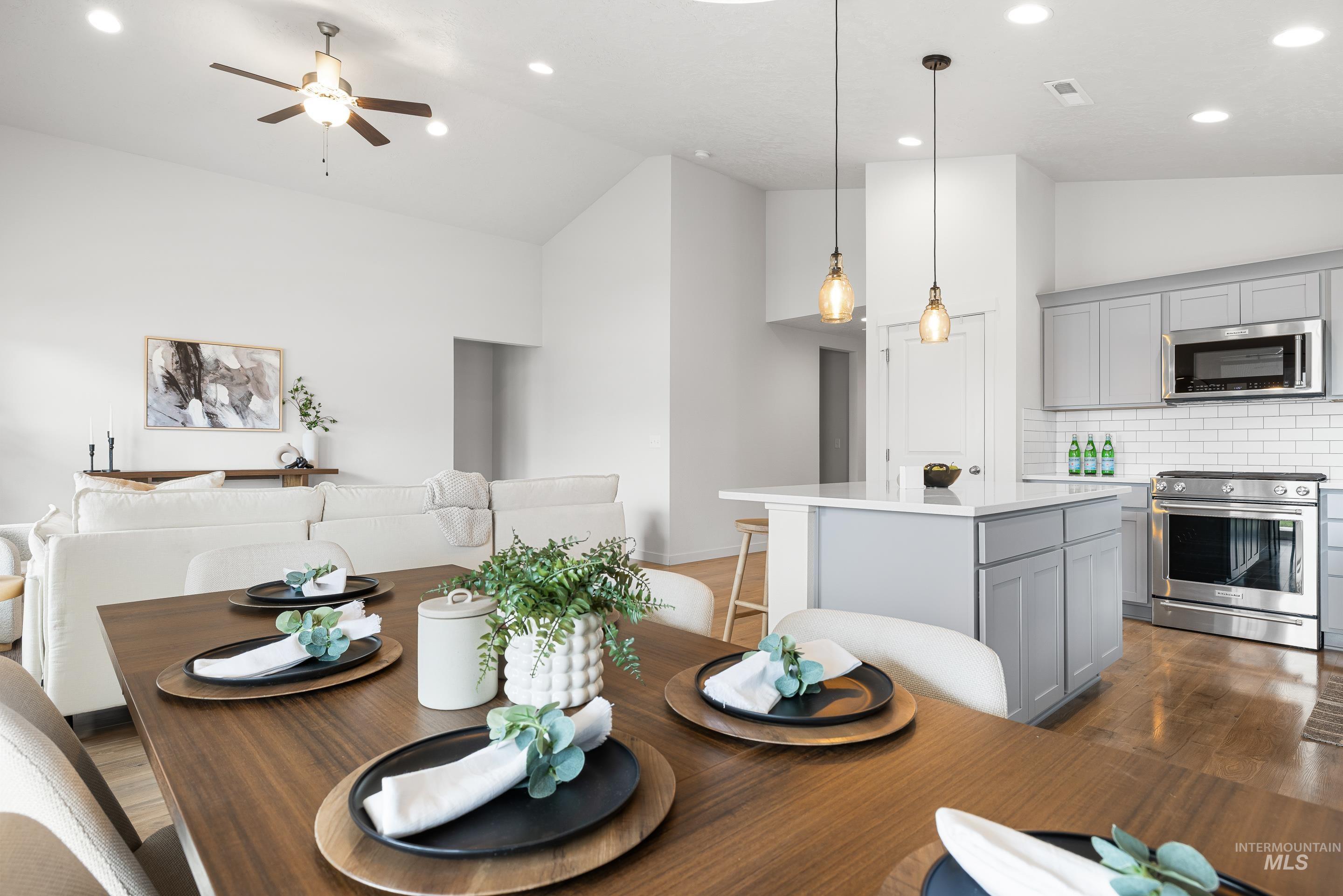 15100 N Fishing Creek Ave, Nampa, Idaho 83651, 3 Bedrooms, 2 Bathrooms, Residential For Sale, Price $415,000,MLS 98982599