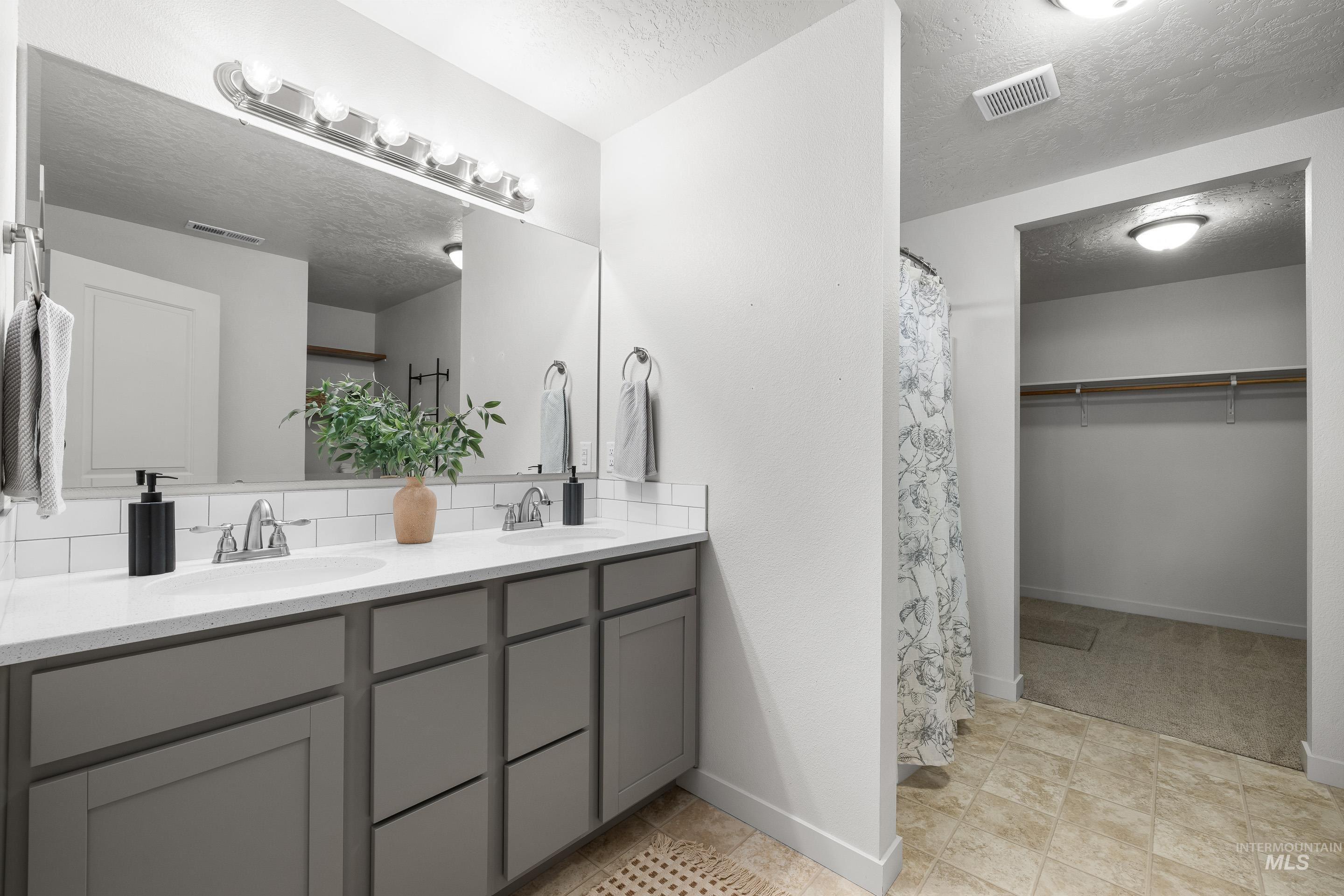 15100 N Fishing Creek Ave, Nampa, Idaho 83651, 3 Bedrooms, 2 Bathrooms, Residential For Sale, Price $415,000,MLS 98982599