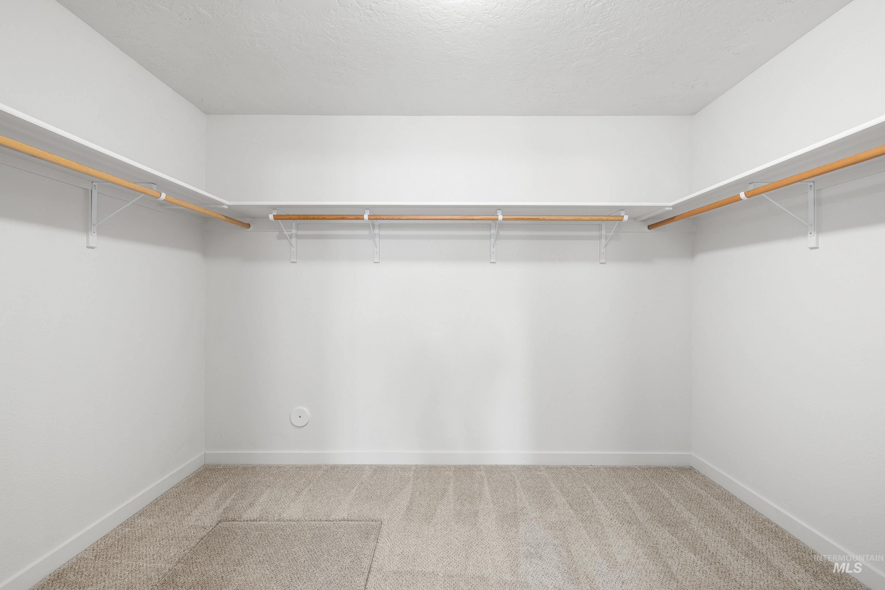 15100 N Fishing Creek Ave, Nampa, Idaho 83651, 3 Bedrooms, 2 Bathrooms, Residential For Sale, Price $415,000,MLS 98982599