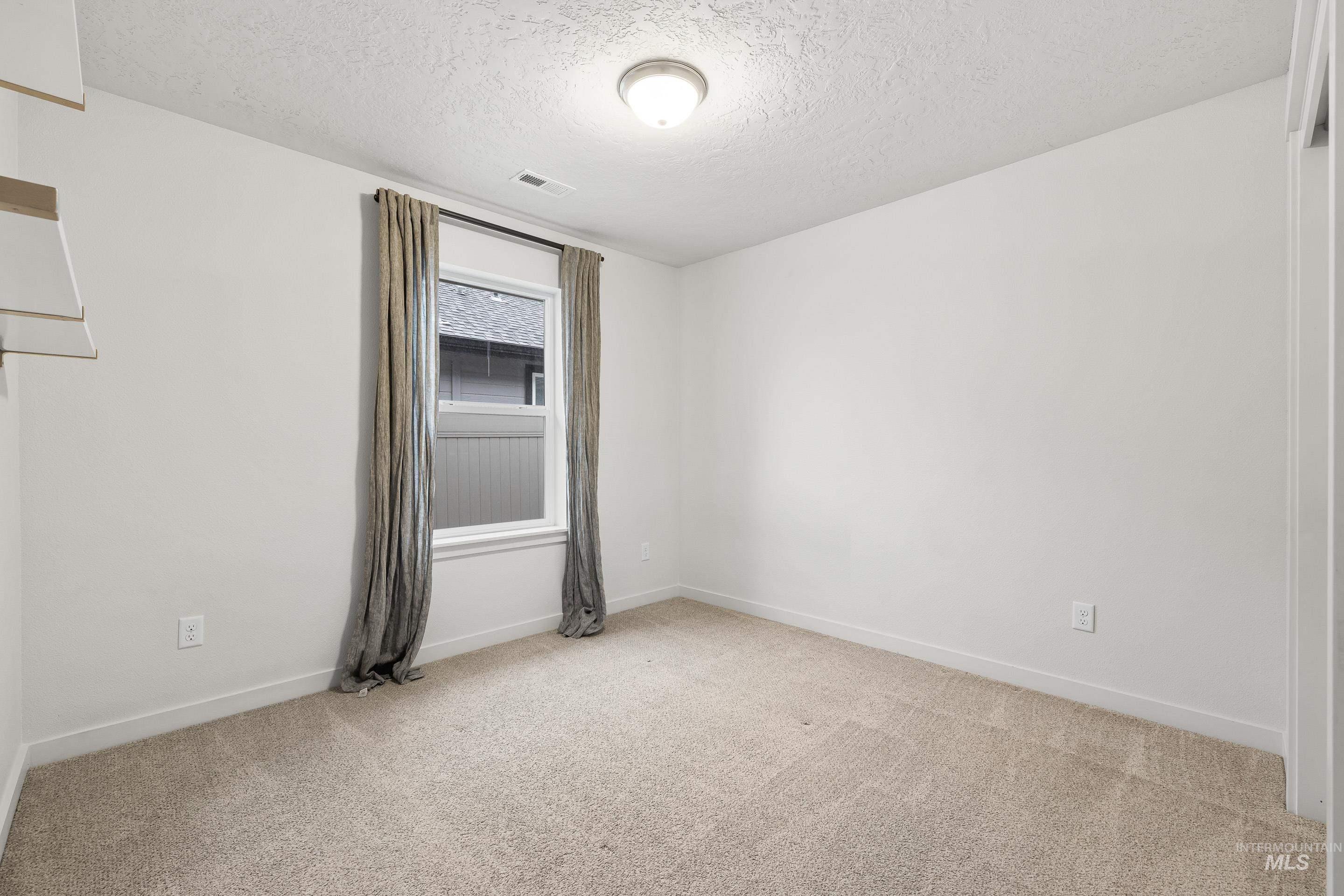 15100 N Fishing Creek Ave, Nampa, Idaho 83651, 3 Bedrooms, 2 Bathrooms, Residential For Sale, Price $415,000,MLS 98982599