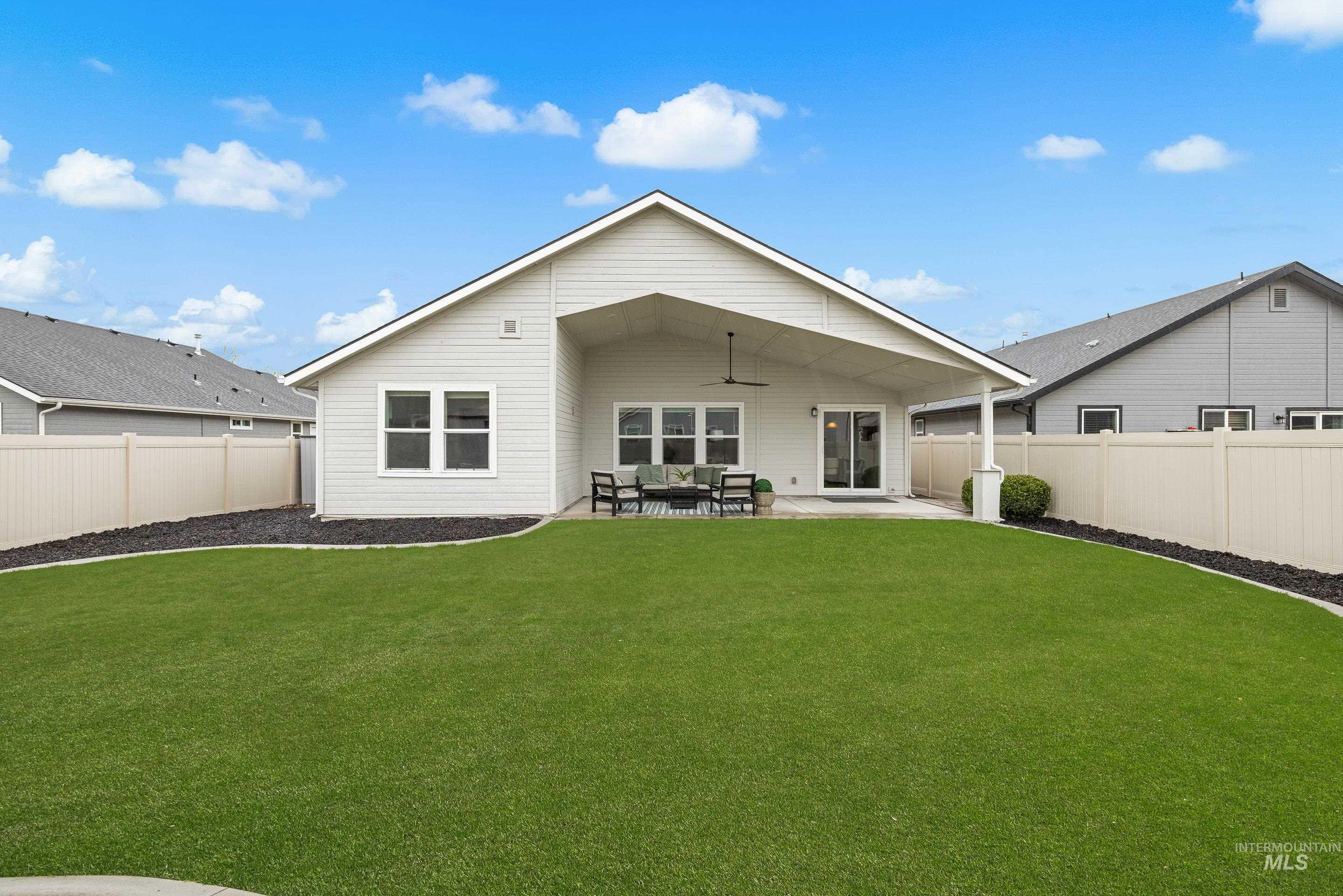 15100 N Fishing Creek Ave, Nampa, Idaho 83651, 3 Bedrooms, 2 Bathrooms, Residential For Sale, Price $415,000,MLS 98982599