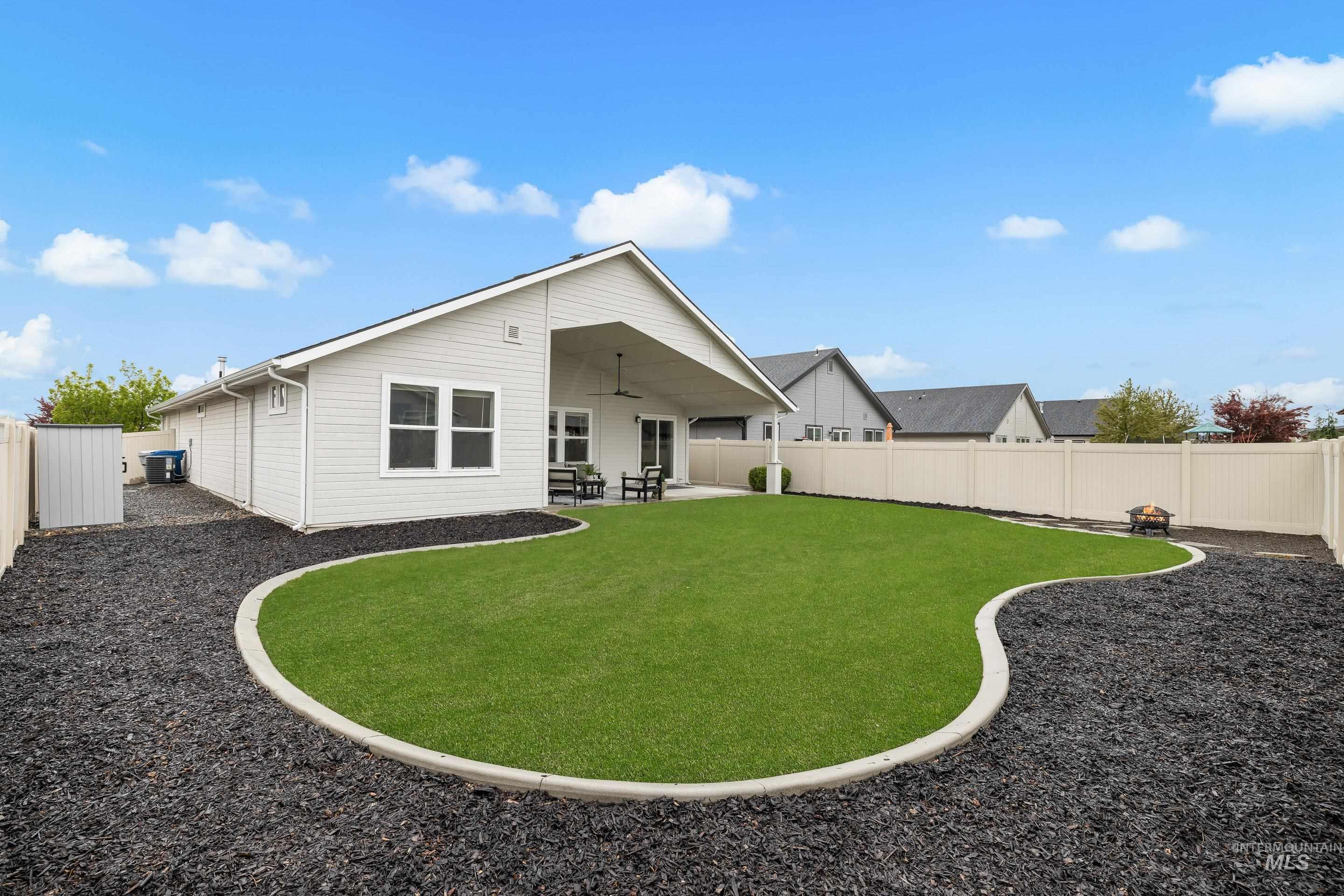 15100 N Fishing Creek Ave, Nampa, Idaho 83651, 3 Bedrooms, 2 Bathrooms, Residential For Sale, Price $415,000,MLS 98982599