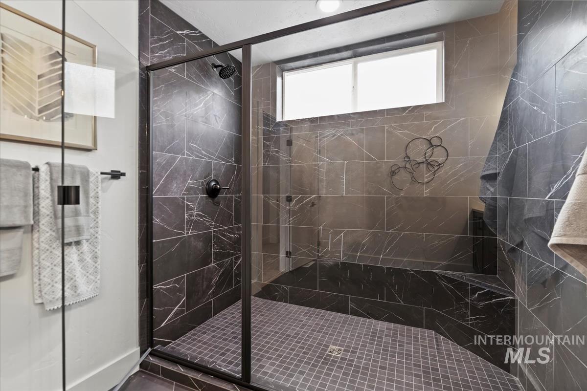 8253 W Gallup St, Meridian, Idaho 83646, 3 Bedrooms, 2.5 Bathrooms, Residential For Sale, Price $674,900, 98982604