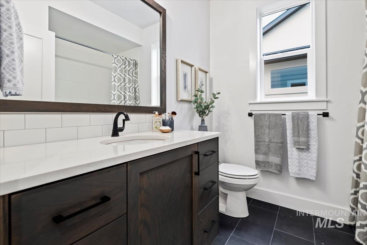 8253 W Gallup St, Meridian, Idaho 83646, 3 Bedrooms, 2.5 Bathrooms, Residential For Sale, Price $674,900, 98982604