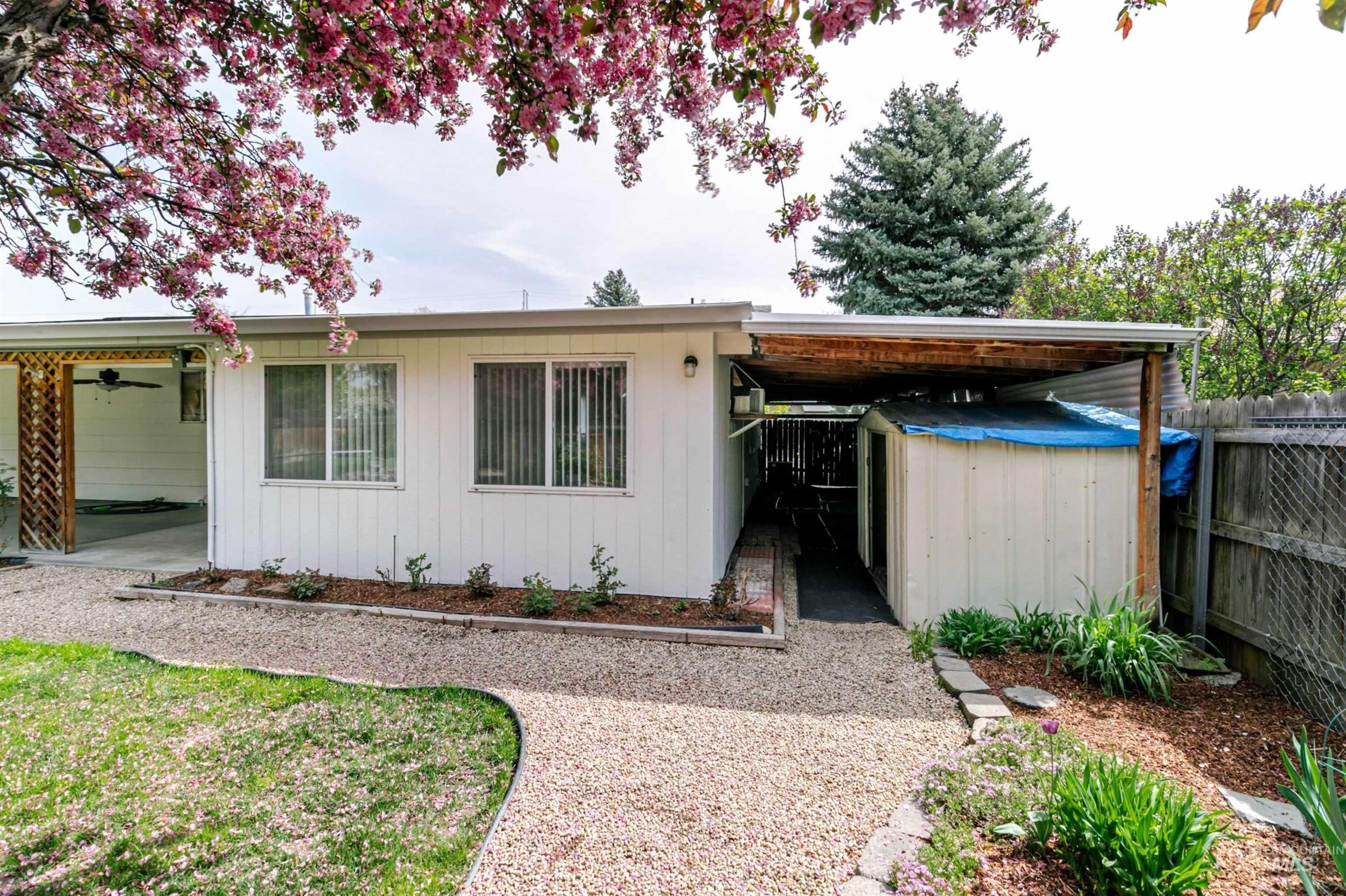 3223 S Norfolk Way, Boise, Idaho 83706-5426, 3 Bedrooms, 2 Bathrooms, Residential For Sale, Price $515,000, 98982606