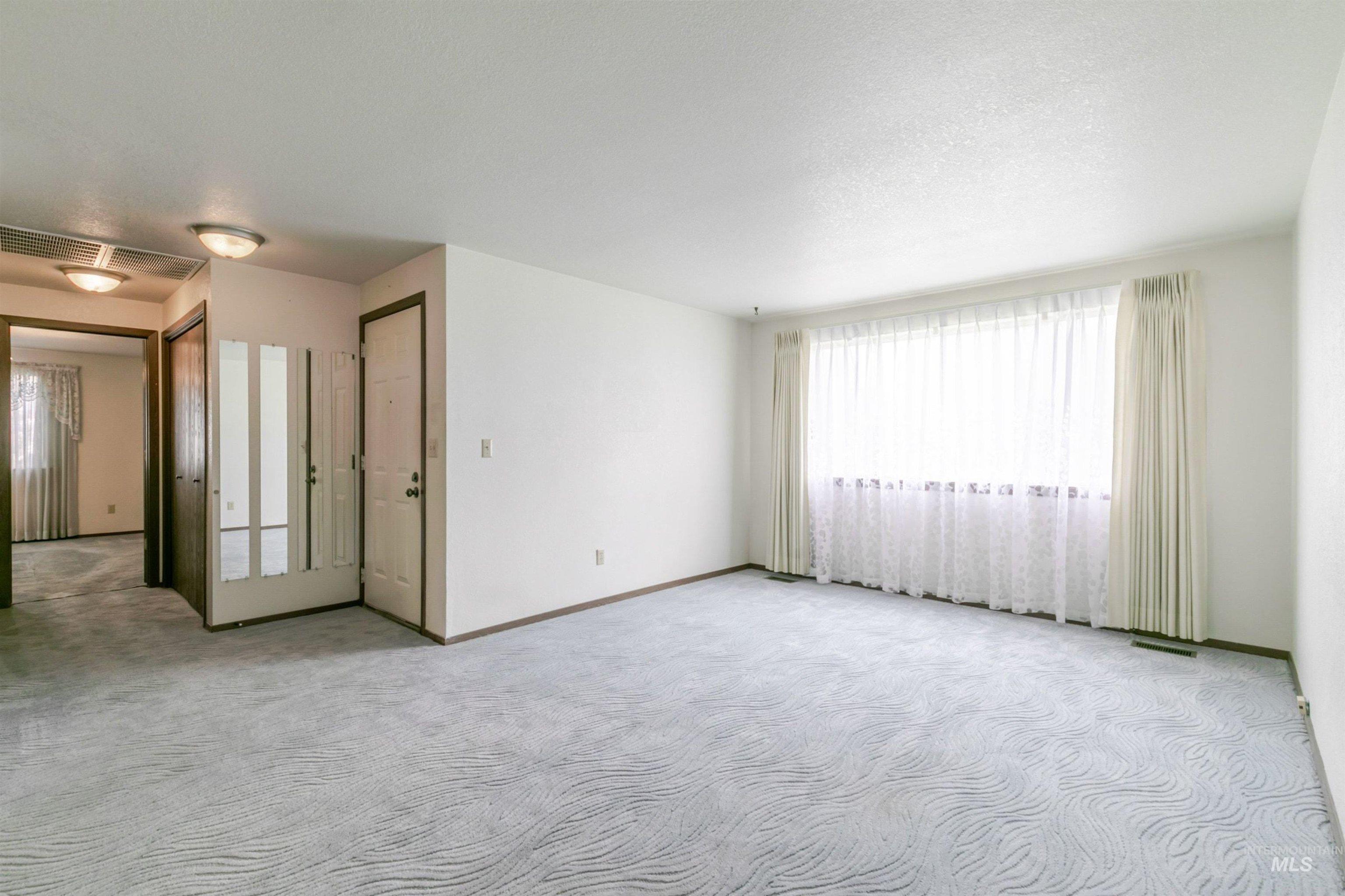 3223 S Norfolk Way, Boise, Idaho 83706-5426, 3 Bedrooms, 2 Bathrooms, Residential For Sale, Price $515,000, 98982606