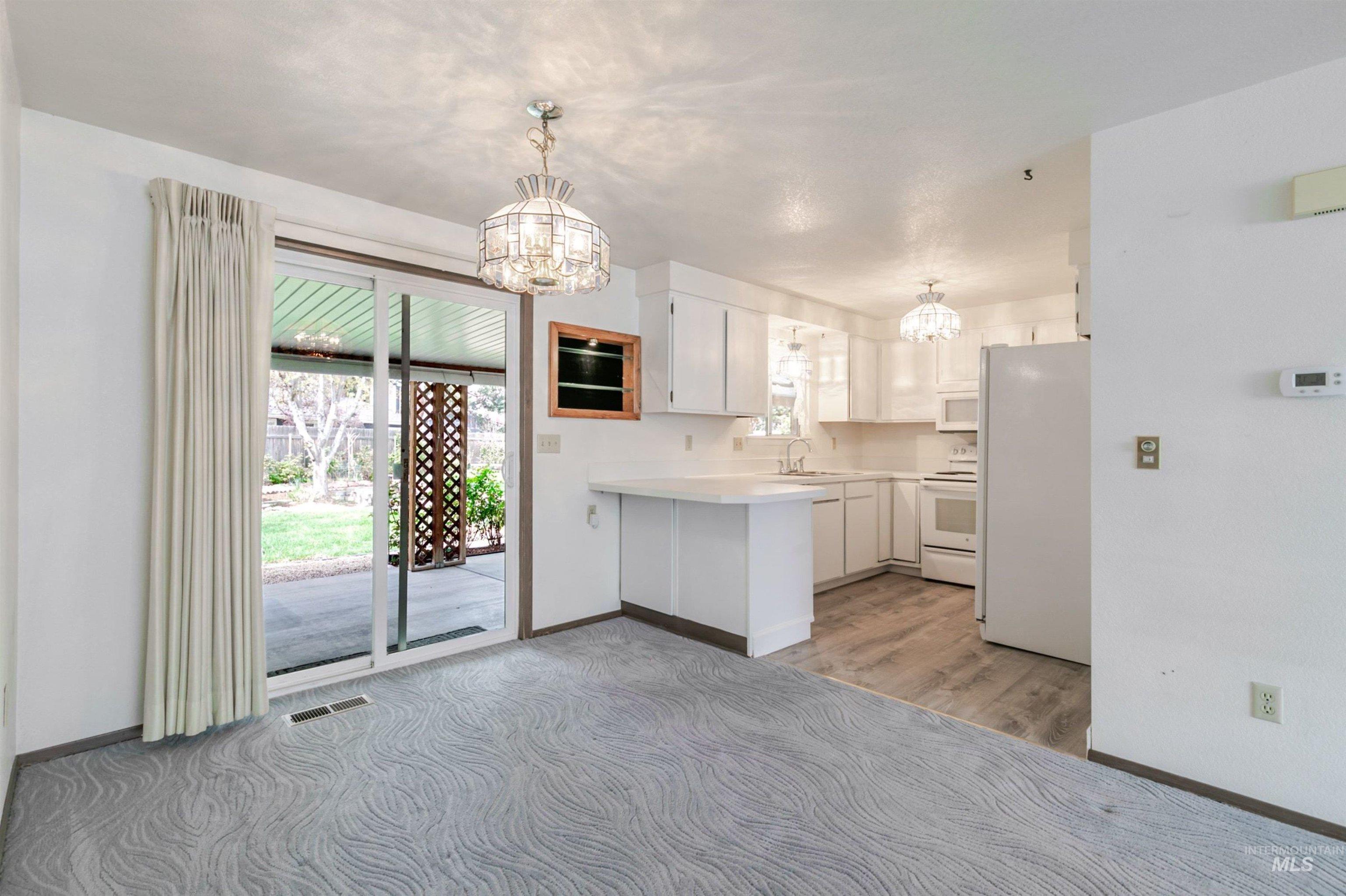 3223 S Norfolk Way, Boise, Idaho 83706-5426, 3 Bedrooms, 2 Bathrooms, Residential For Sale, Price $515,000, 98982606