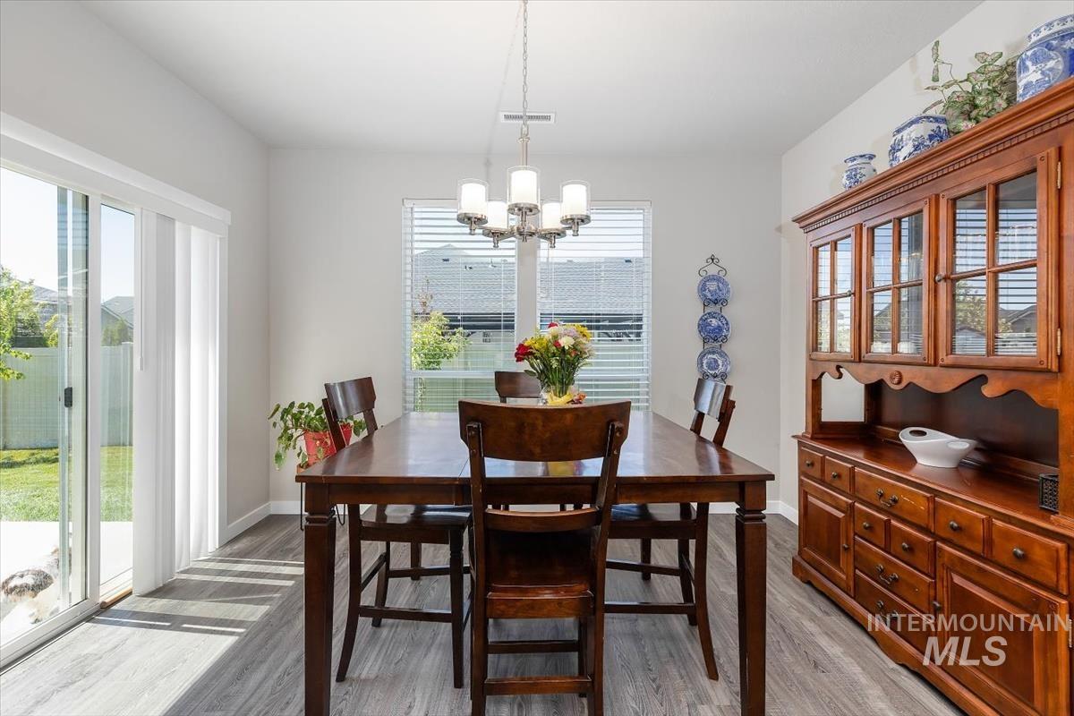 5333 N Adale Ave, Meridian, Idaho 83646, 4 Bedrooms, 2 Bathrooms, Residential For Sale, Price $569,000, 98982609