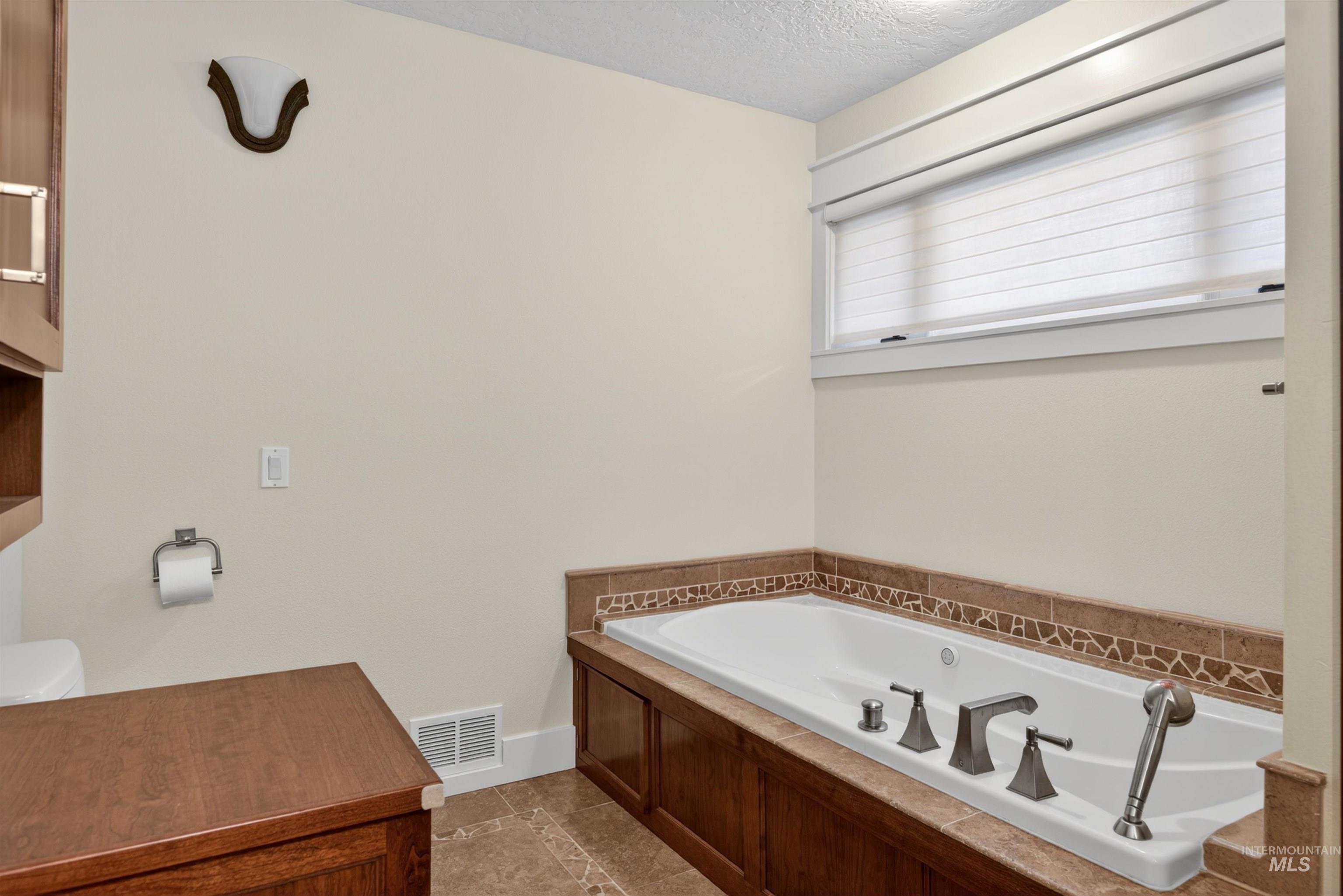 7777 N Pierce Park Rd., Boise, Idaho 83714, 4 Bedrooms, 3 Bathrooms, Residential For Sale, Price $1,595,000, 98982611