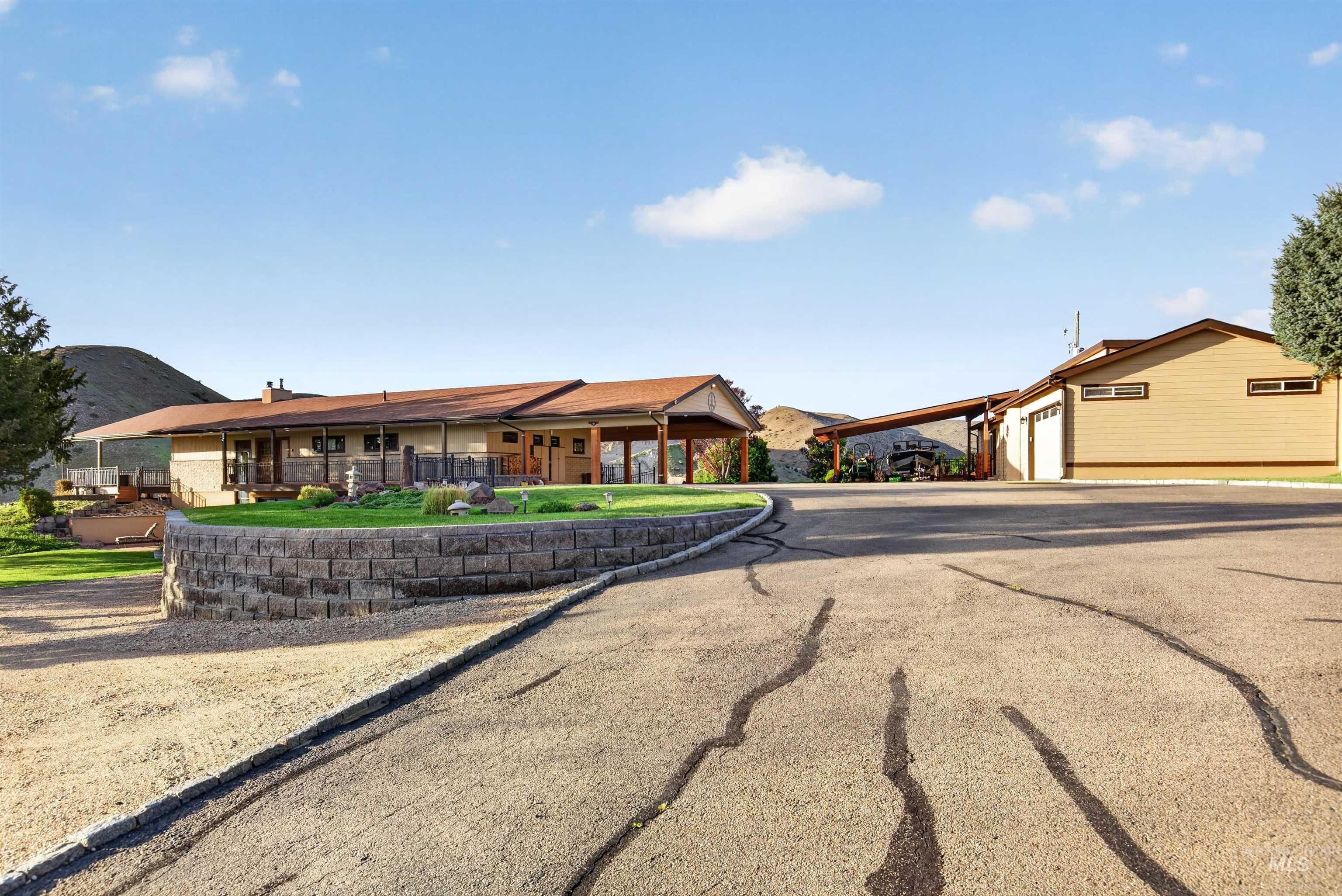 7777 N Pierce Park Rd., Boise, Idaho 83714, 4 Bedrooms, 3 Bathrooms, Residential For Sale, Price $1,595,000, 98982611