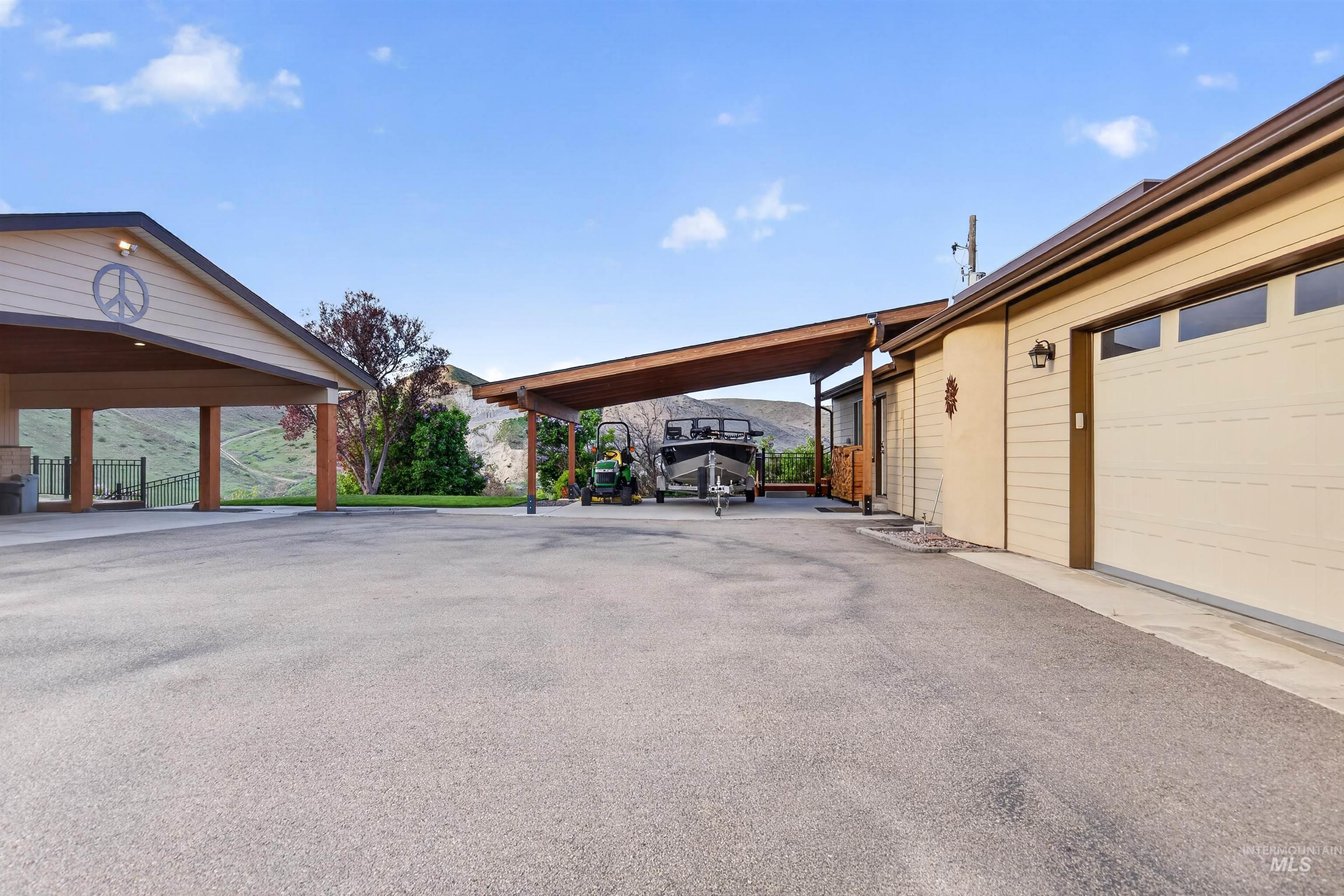 7777 N Pierce Park Rd., Boise, Idaho 83714, 4 Bedrooms, 3 Bathrooms, Residential For Sale, Price $1,595,000, 98982611