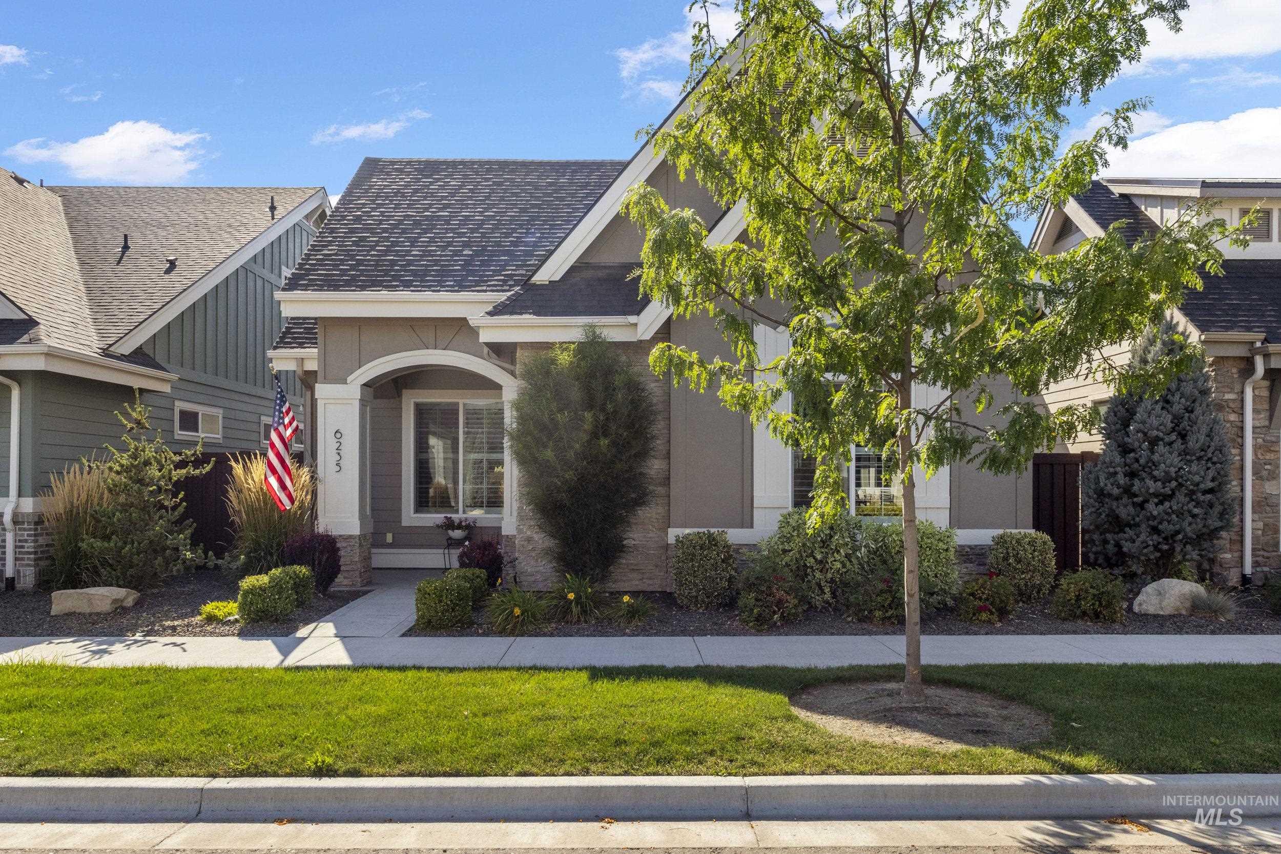 6235 N Bernacchi Lane, Meridian, Idaho 83646, 2 Bedrooms, 2 Bathrooms, Residential For Sale, Price $575,000, 98982612