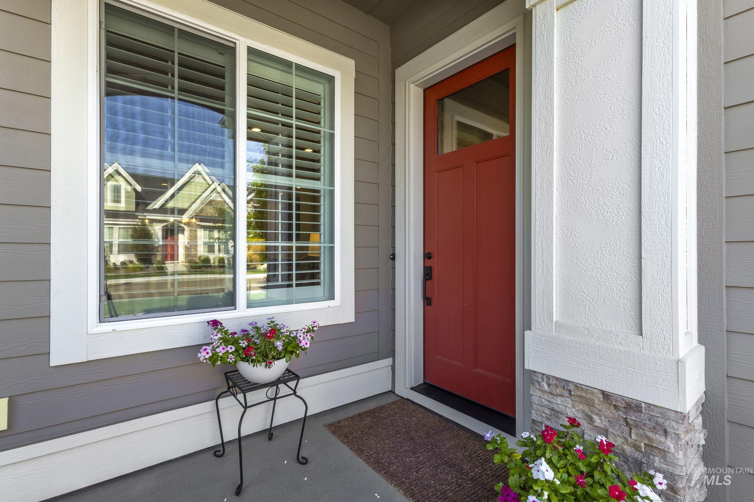 6235 N Bernacchi Lane, Meridian, Idaho 83646, 2 Bedrooms, 2 Bathrooms, Residential For Sale, Price $575,000, 98982612