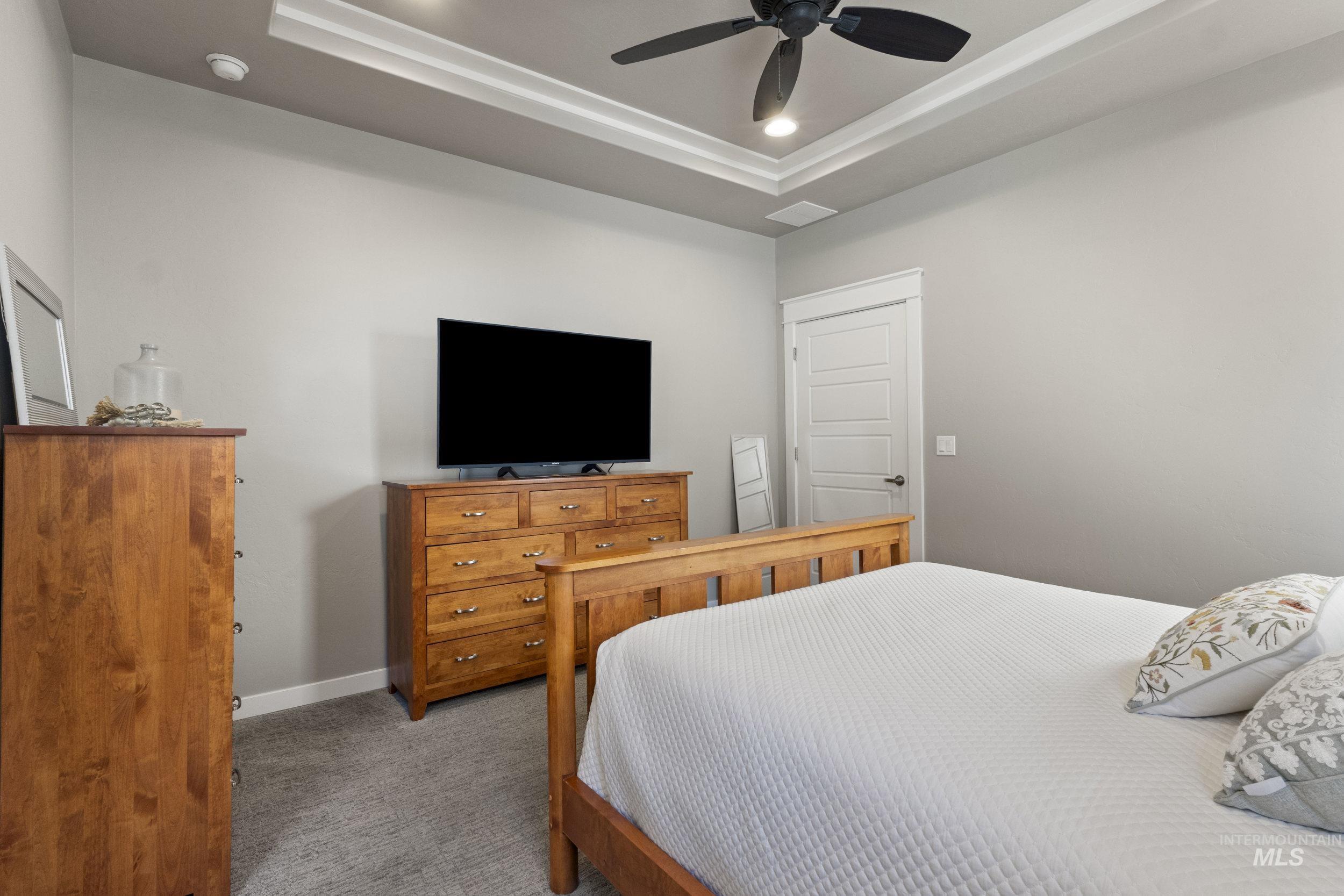 6235 N Bernacchi Lane, Meridian, Idaho 83646, 2 Bedrooms, 2 Bathrooms, Residential For Sale, Price $575,000, 98982612