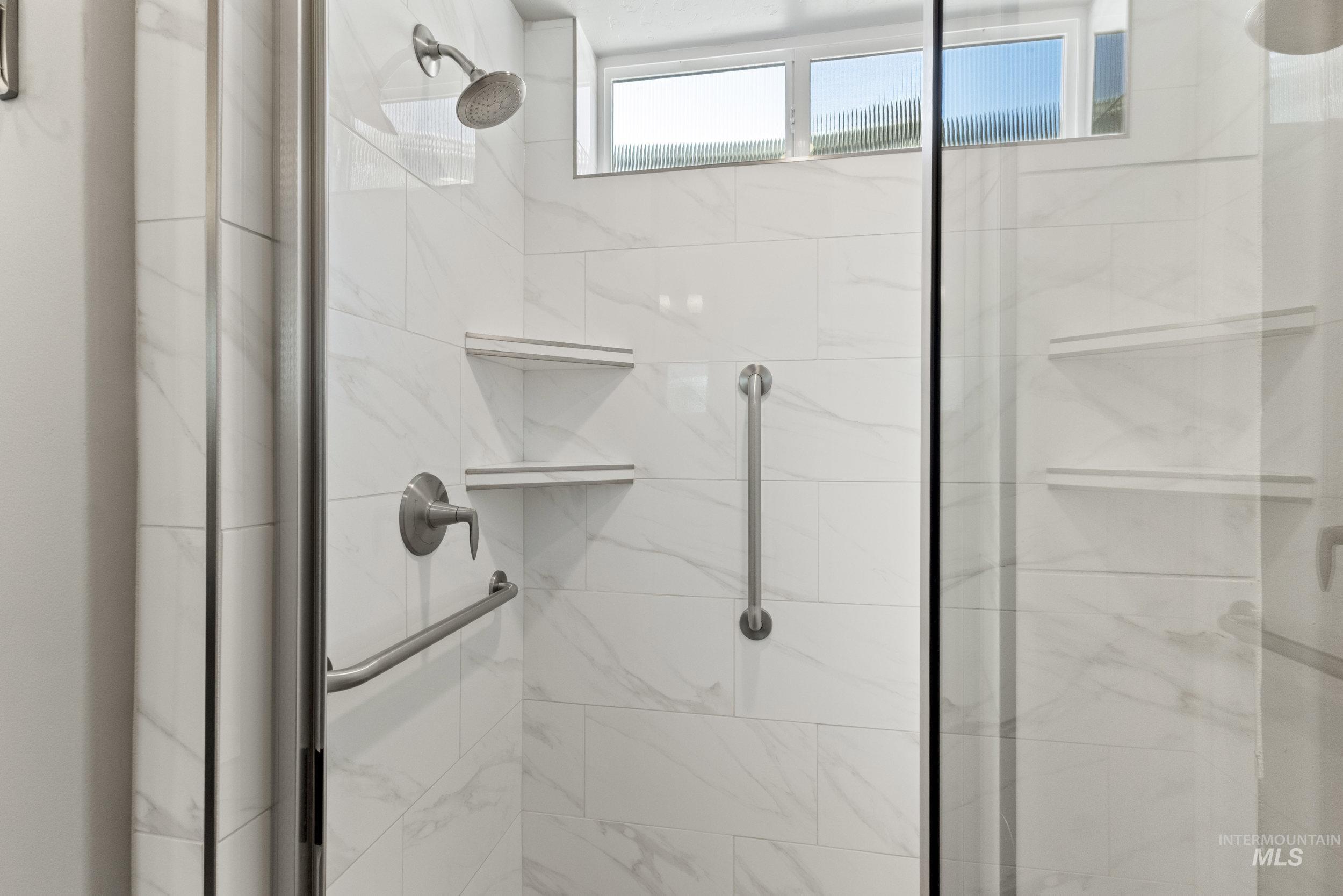 6235 N Bernacchi Lane, Meridian, Idaho 83646, 2 Bedrooms, 2 Bathrooms, Residential For Sale, Price $575,000, 98982612