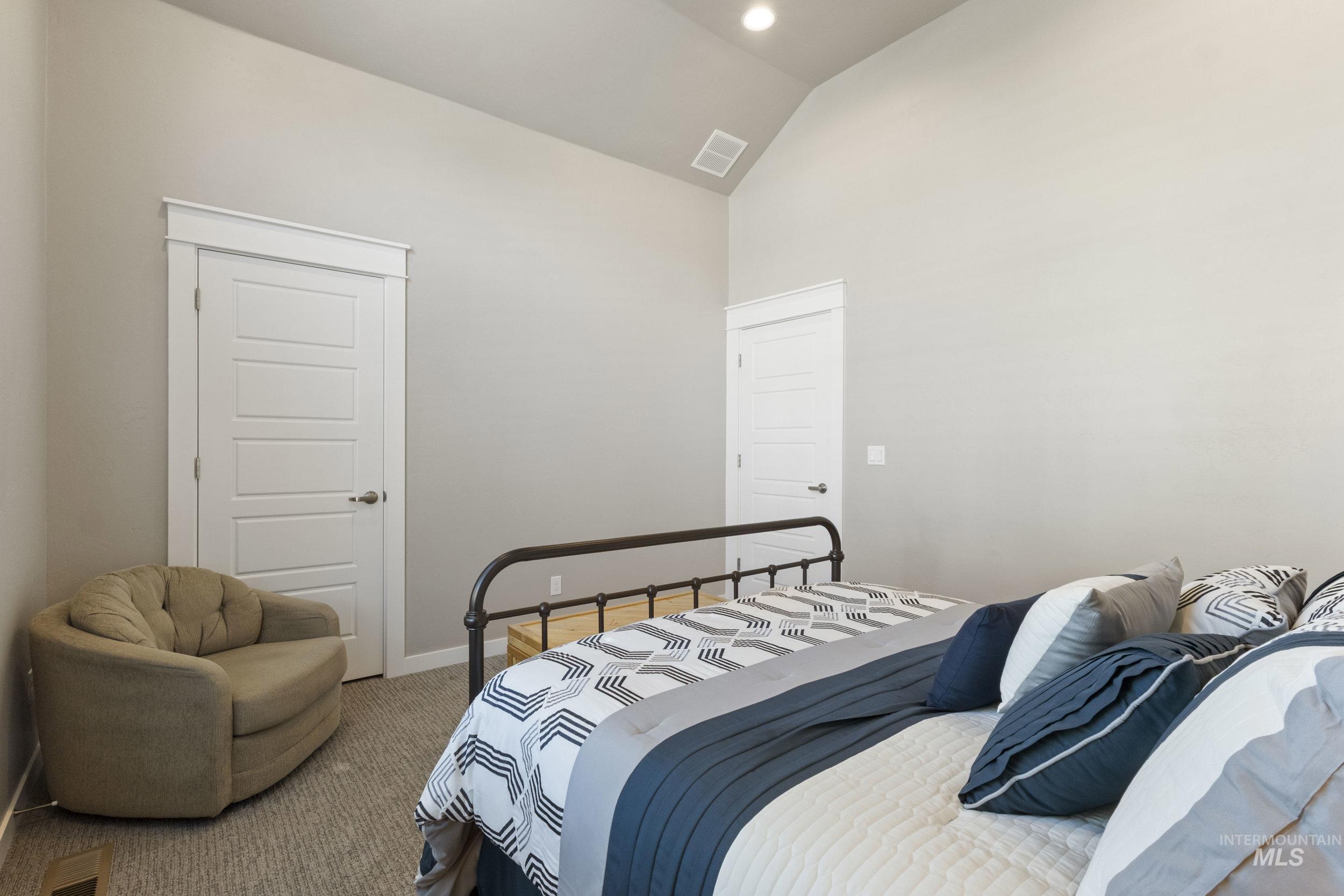 6235 N Bernacchi Lane, Meridian, Idaho 83646, 2 Bedrooms, 2 Bathrooms, Residential For Sale, Price $575,000, 98982612