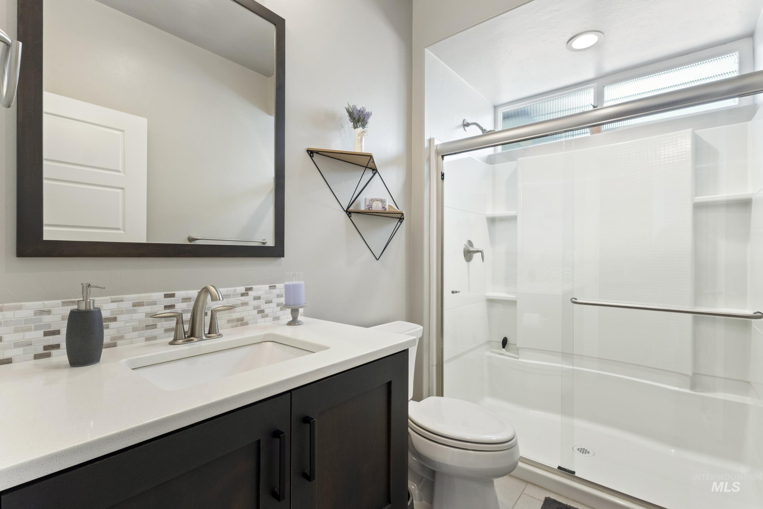 6235 N Bernacchi Lane, Meridian, Idaho 83646, 2 Bedrooms, 2 Bathrooms, Residential For Sale, Price $575,000, 98982612