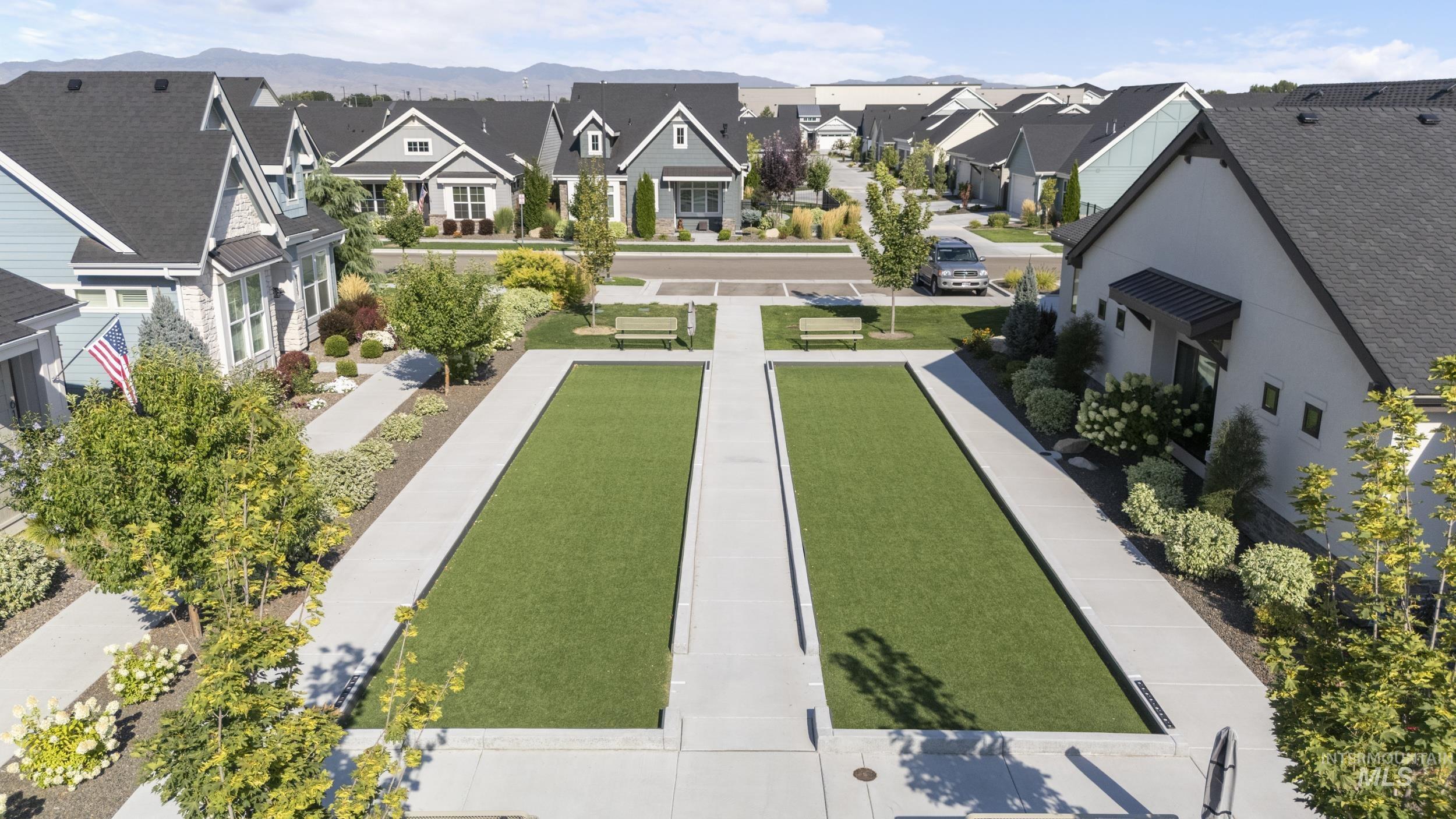 6235 N Bernacchi Lane, Meridian, Idaho 83646, 2 Bedrooms, 2 Bathrooms, Residential For Sale, Price $575,000, 98982612