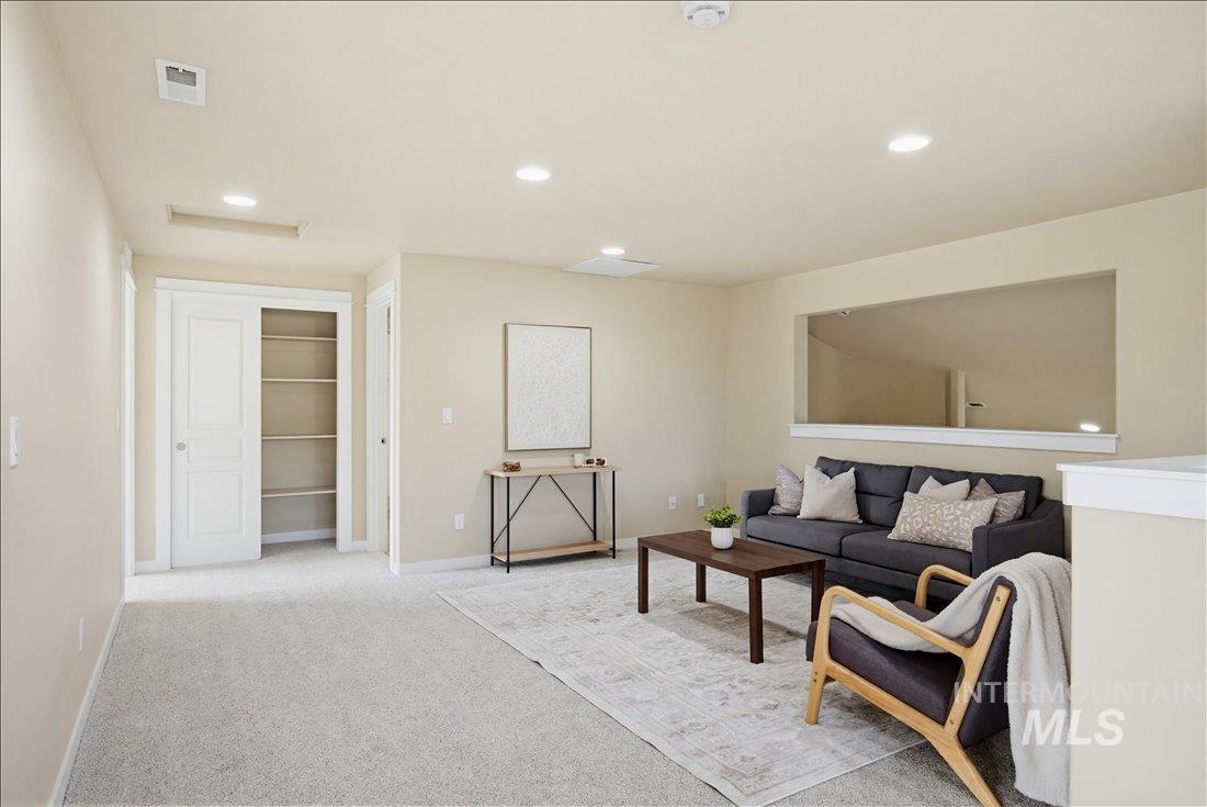 7508 W Skylight St., Boise, Idaho 83709, 4 Bedrooms, 2.5 Bathrooms, Residential For Sale, Price $615,000, 98982617