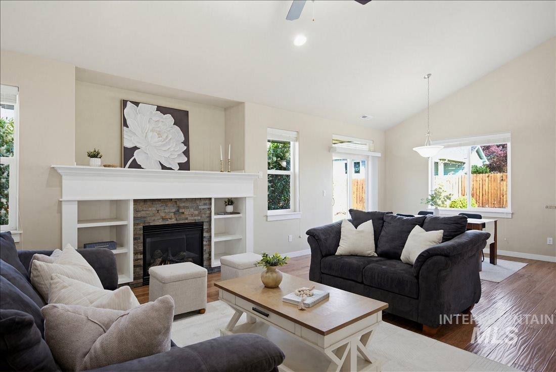 7508 W Skylight St., Boise, Idaho 83709, 4 Bedrooms, 2.5 Bathrooms, Residential For Sale, Price $615,000, 98982617