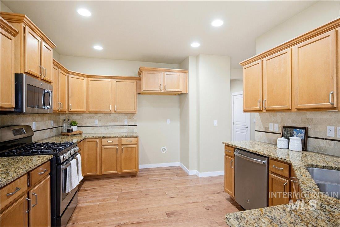 7508 W Skylight St., Boise, Idaho 83709, 4 Bedrooms, 2.5 Bathrooms, Residential For Sale, Price $615,000, 98982617