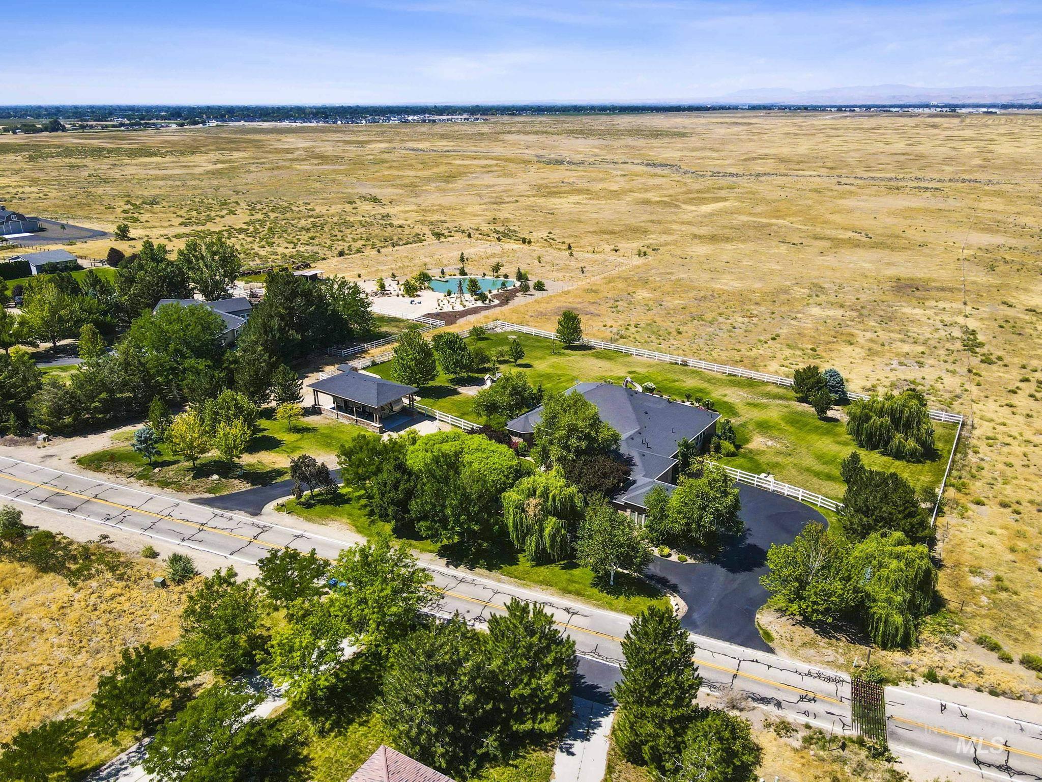 5522 W Hollilynn Drive, Boise, Idaho 83709, 4 Bedrooms, 3 Bathrooms, Residential For Sale, Price $1,799,999, 98982620