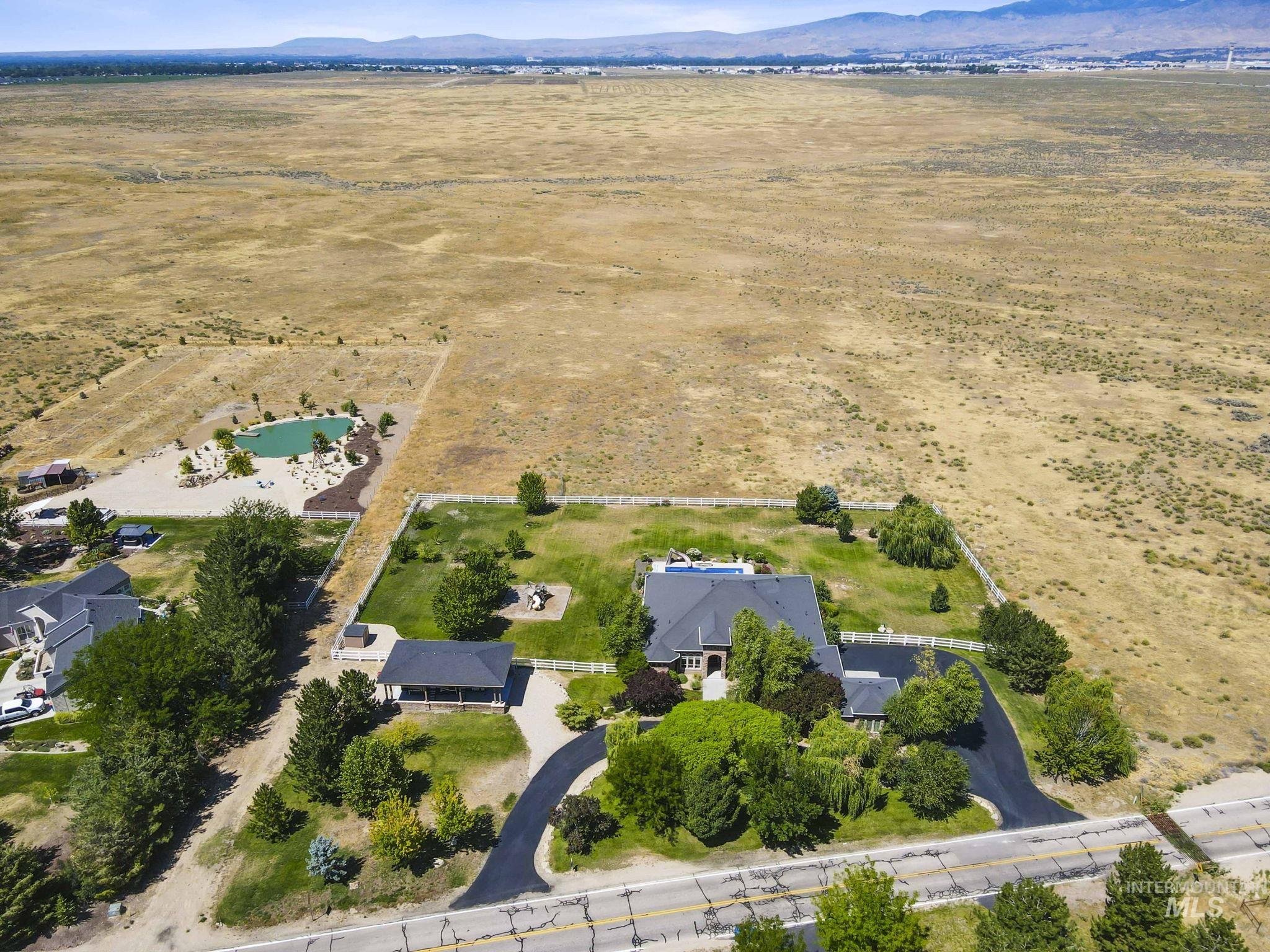 5522 W Hollilynn Drive, Boise, Idaho 83709, 4 Bedrooms, 3 Bathrooms, Residential For Sale, Price $1,799,999, 98982620