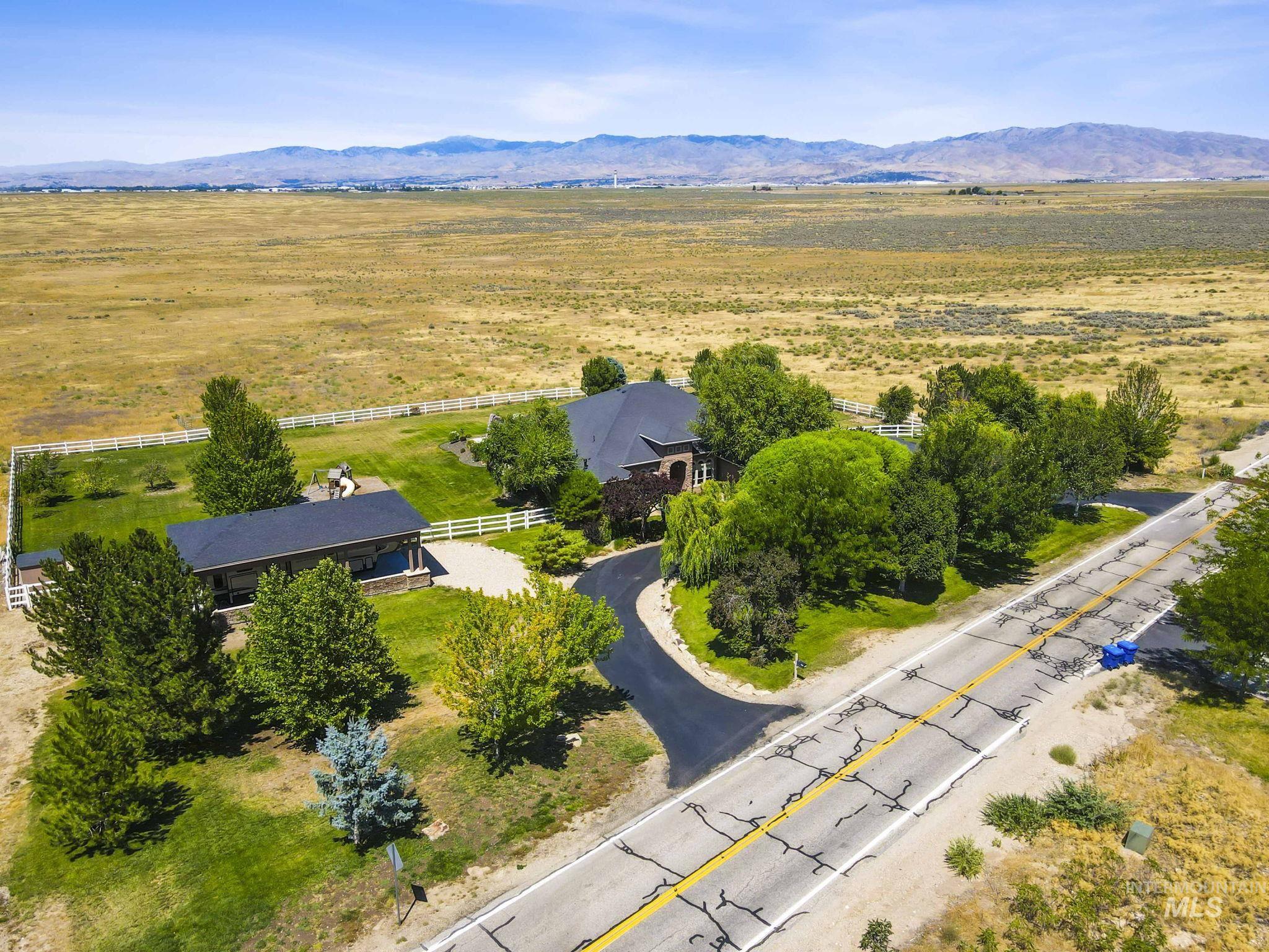 5522 W Hollilynn Drive, Boise, Idaho 83709, 4 Bedrooms, 3 Bathrooms, Residential For Sale, Price $1,799,999, 98982620